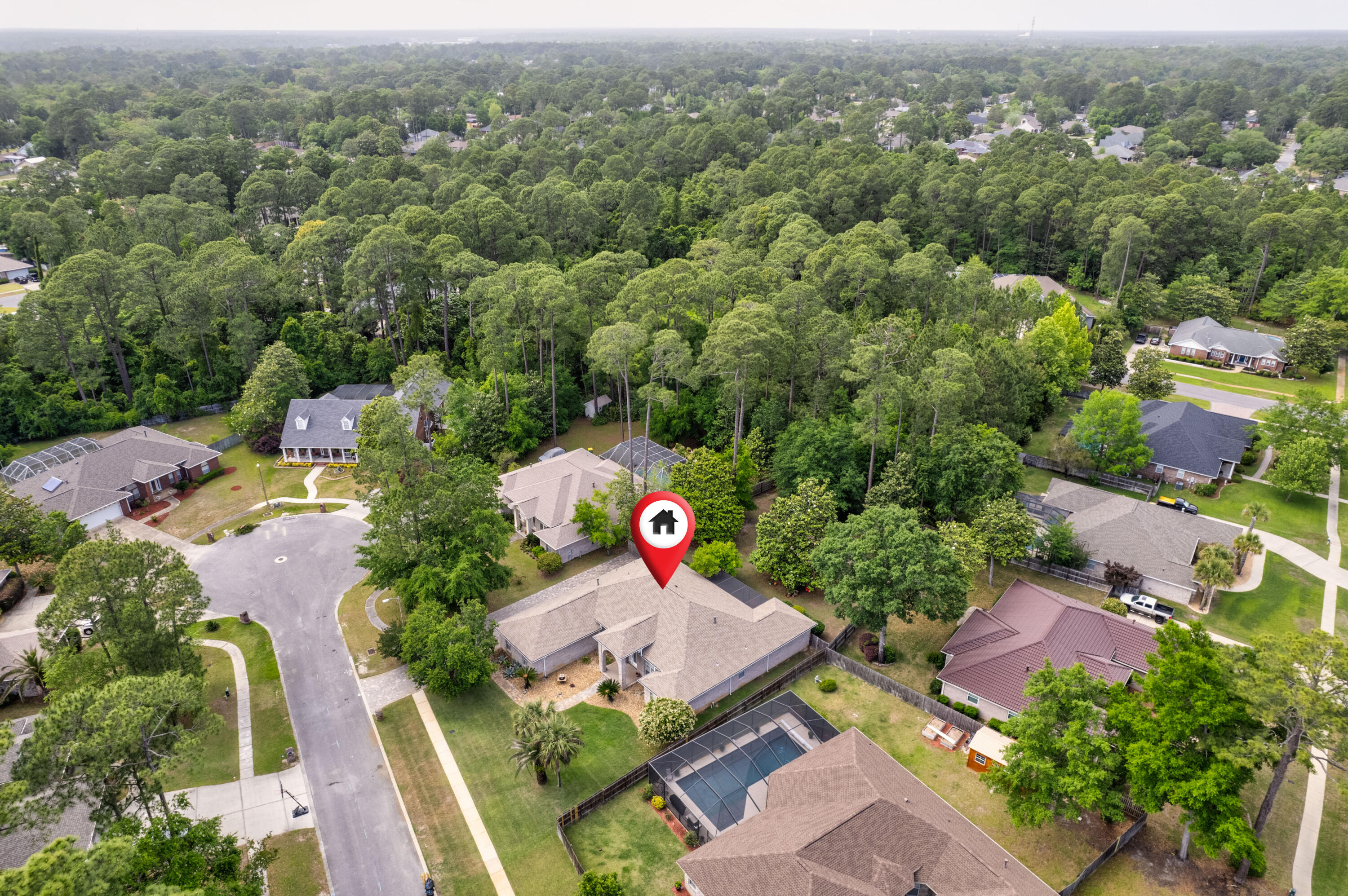 402 Spicebush Court