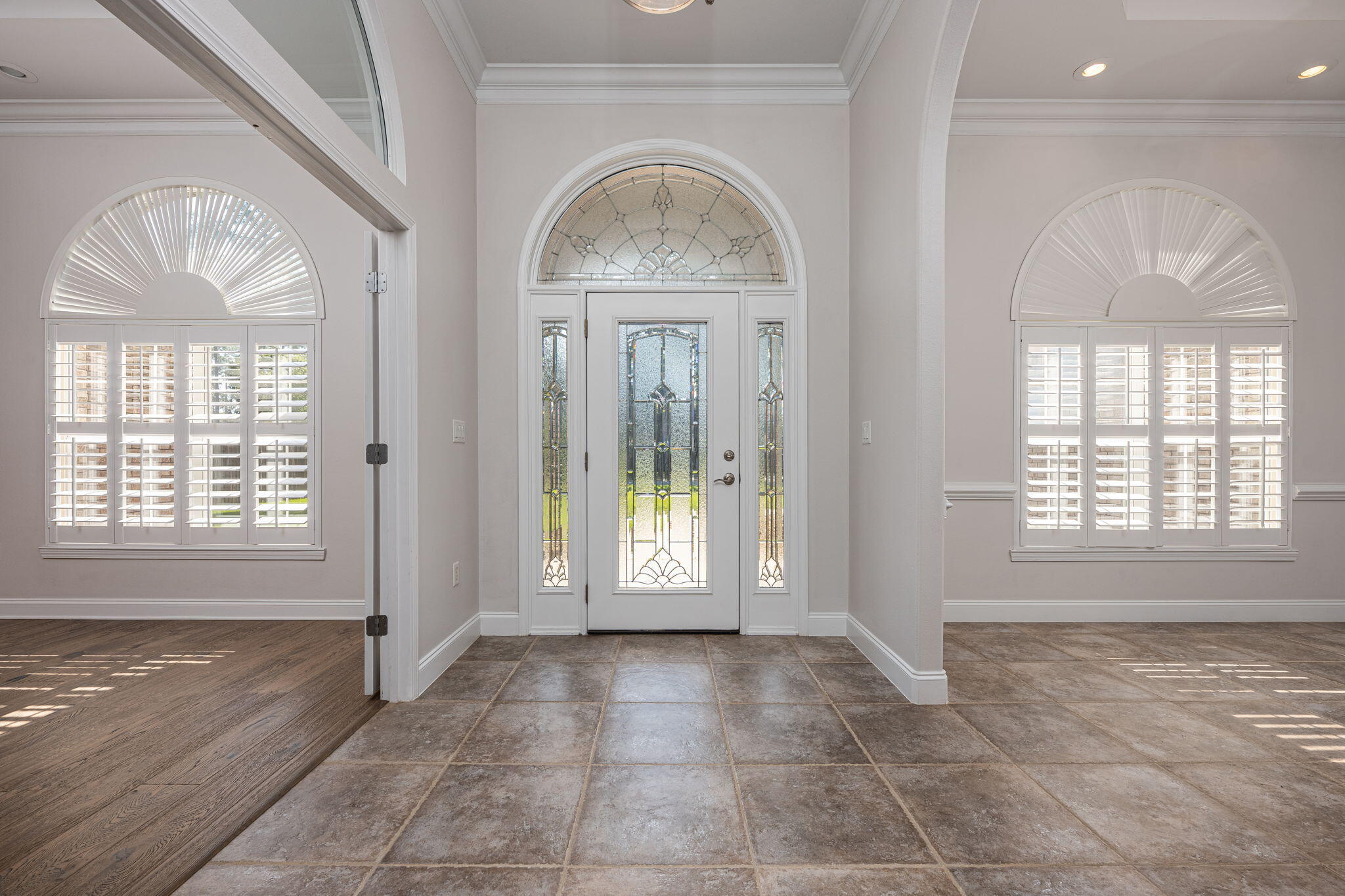 402 Spicebush Court