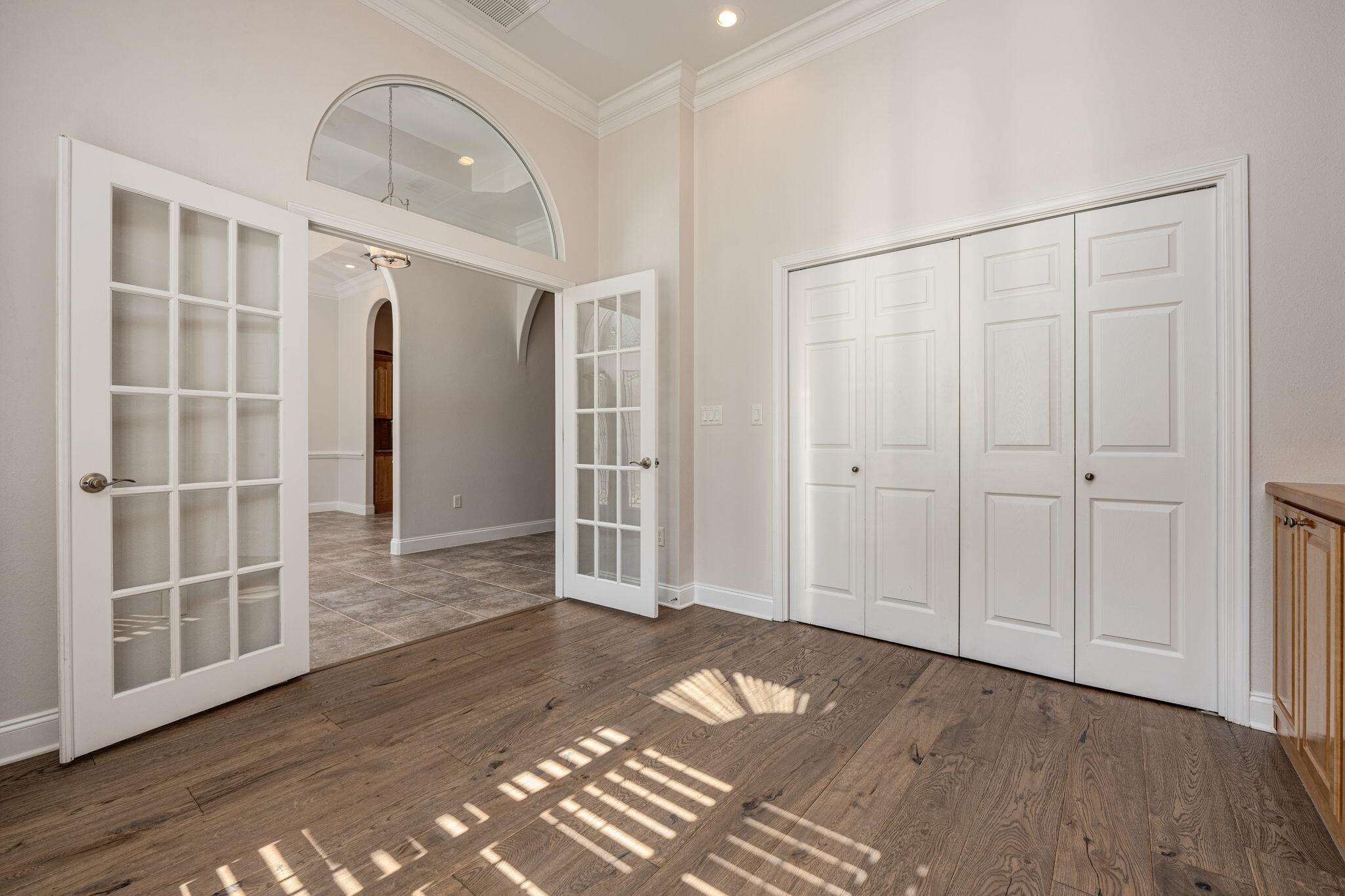 402 Spicebush Court