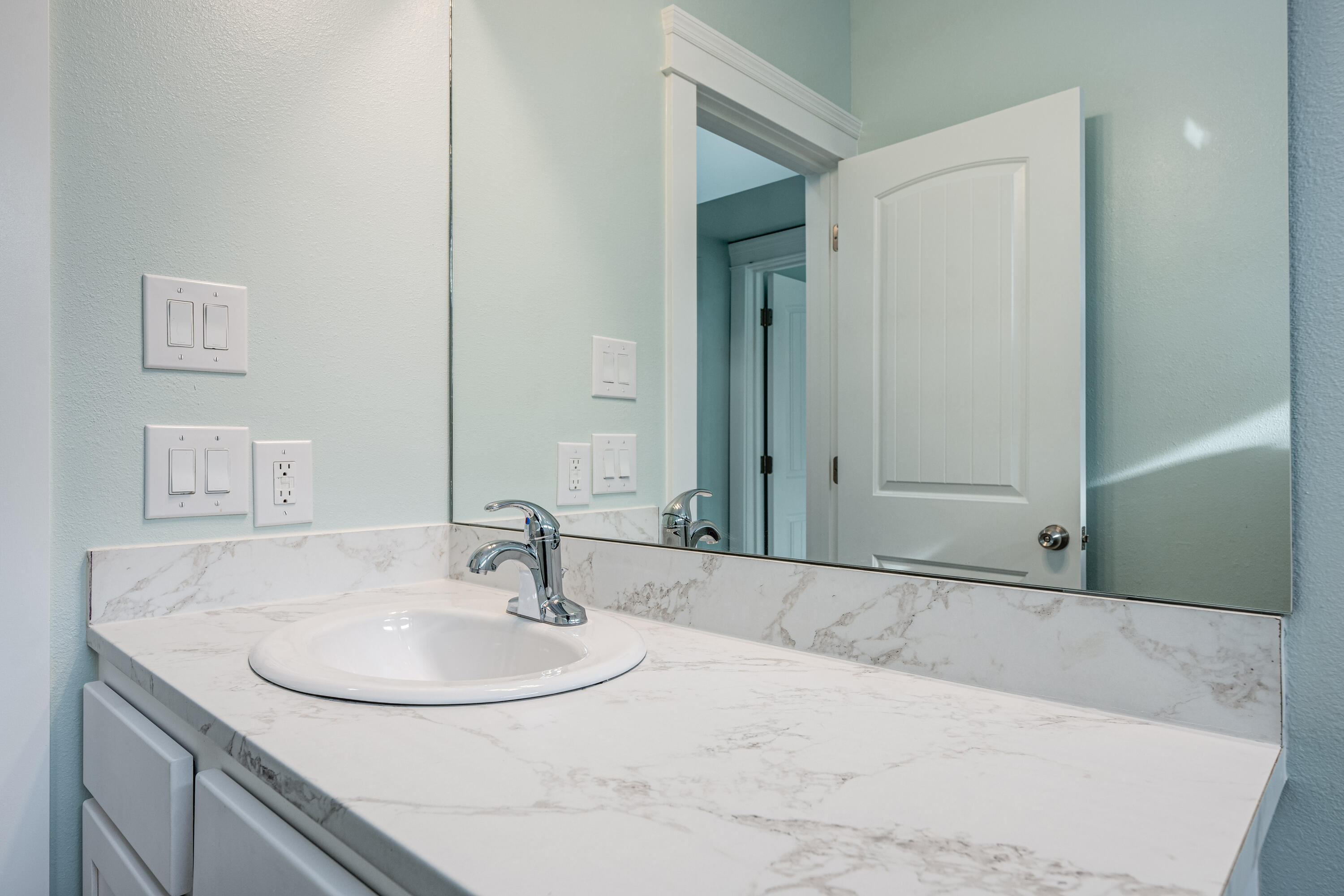 249 Rembrandt Circle, DeFuniak Springs