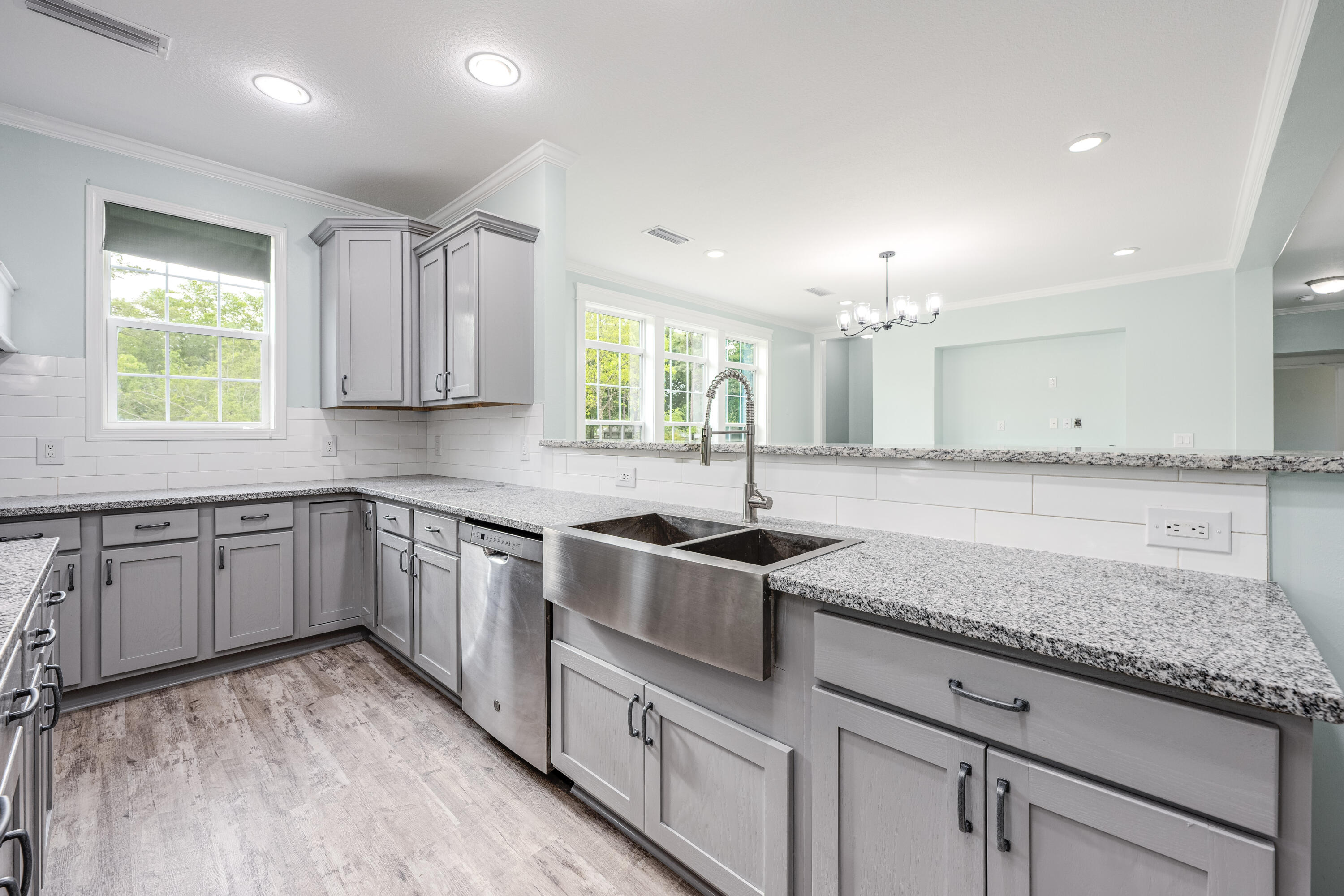 249 Rembrandt Circle, DeFuniak Springs