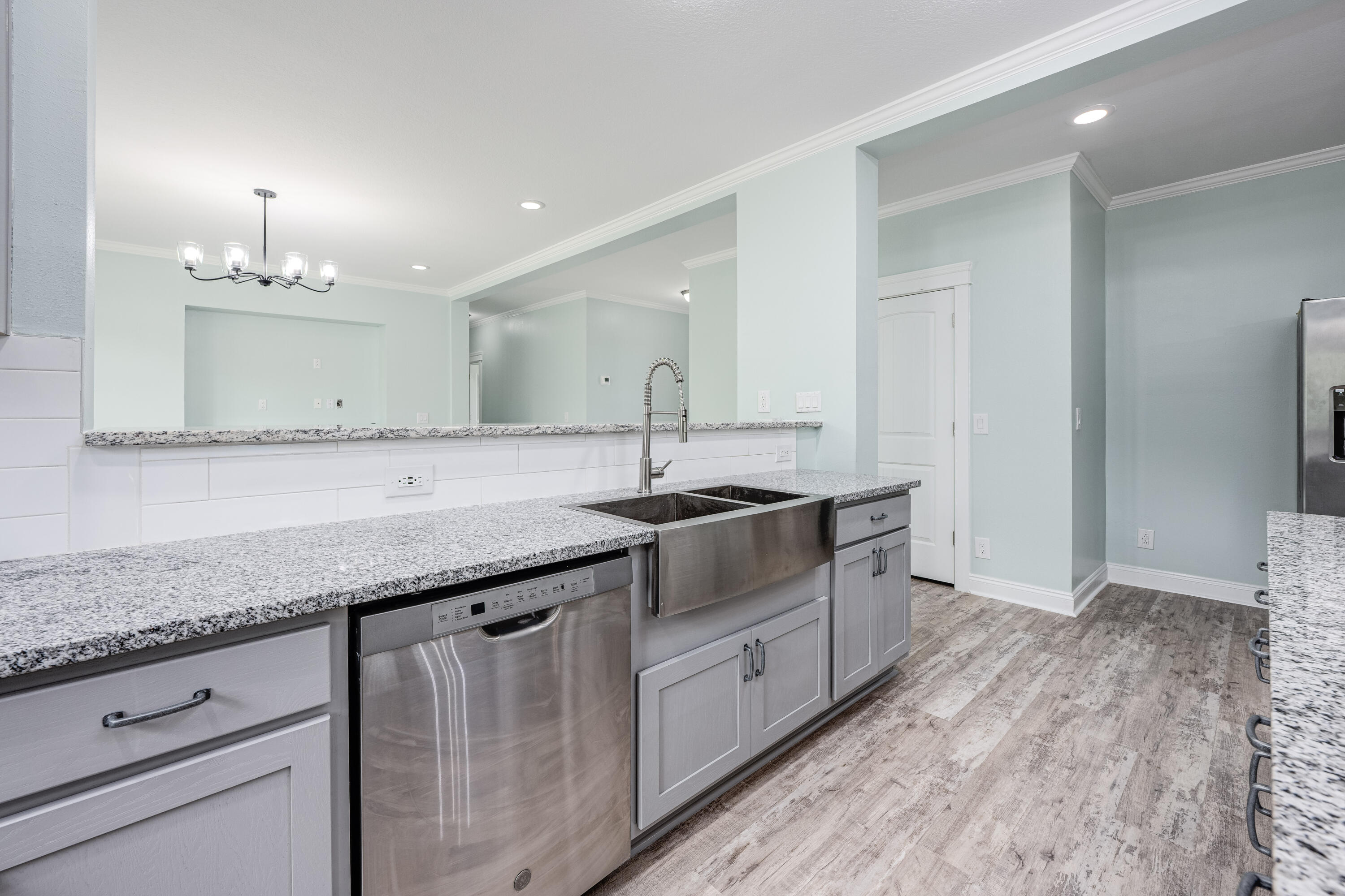 249 Rembrandt Circle, DeFuniak Springs