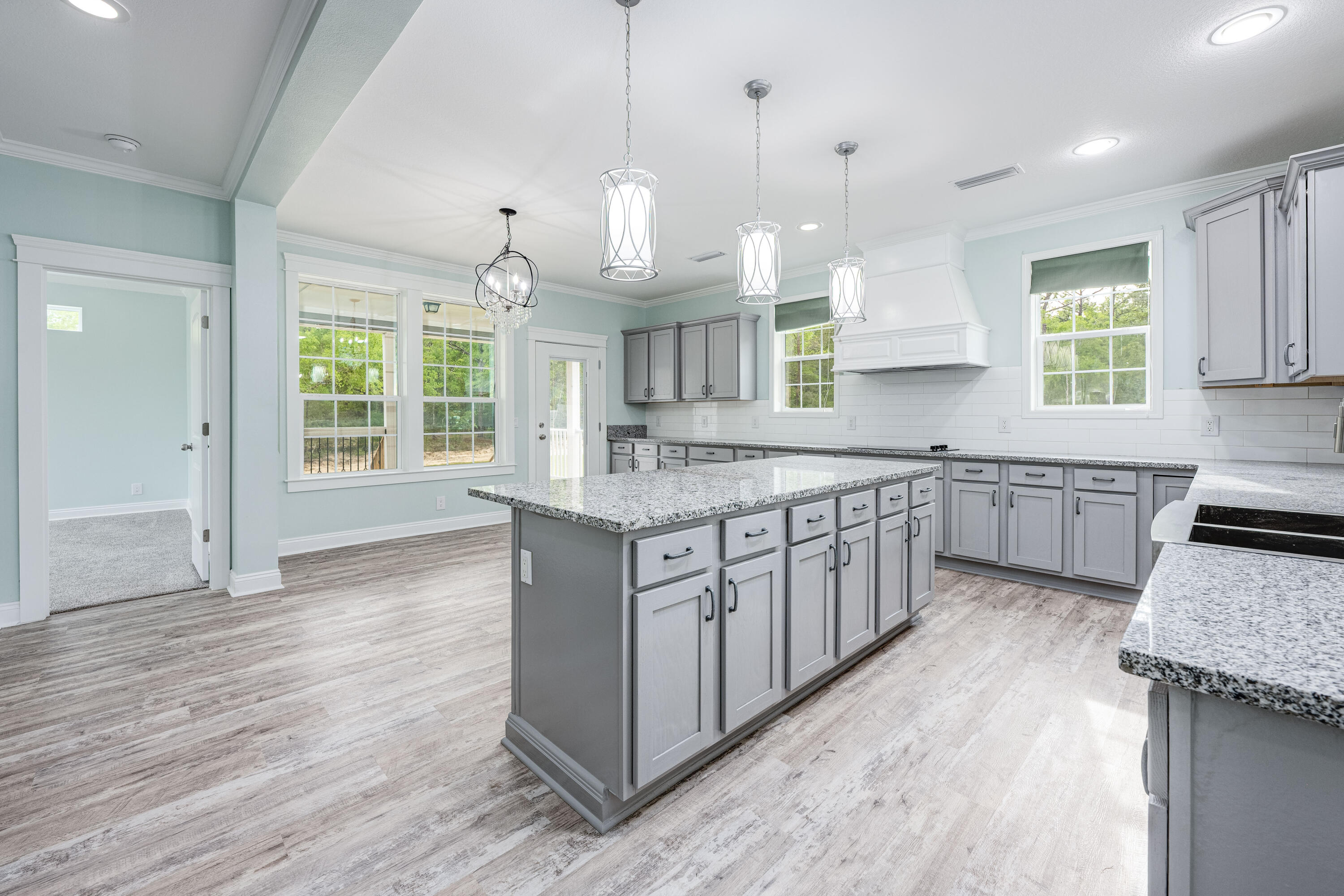 249 Rembrandt Circle, DeFuniak Springs