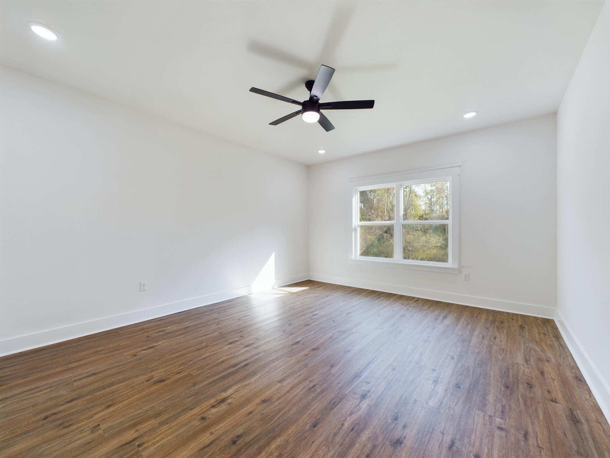 325 Shoal River Drive