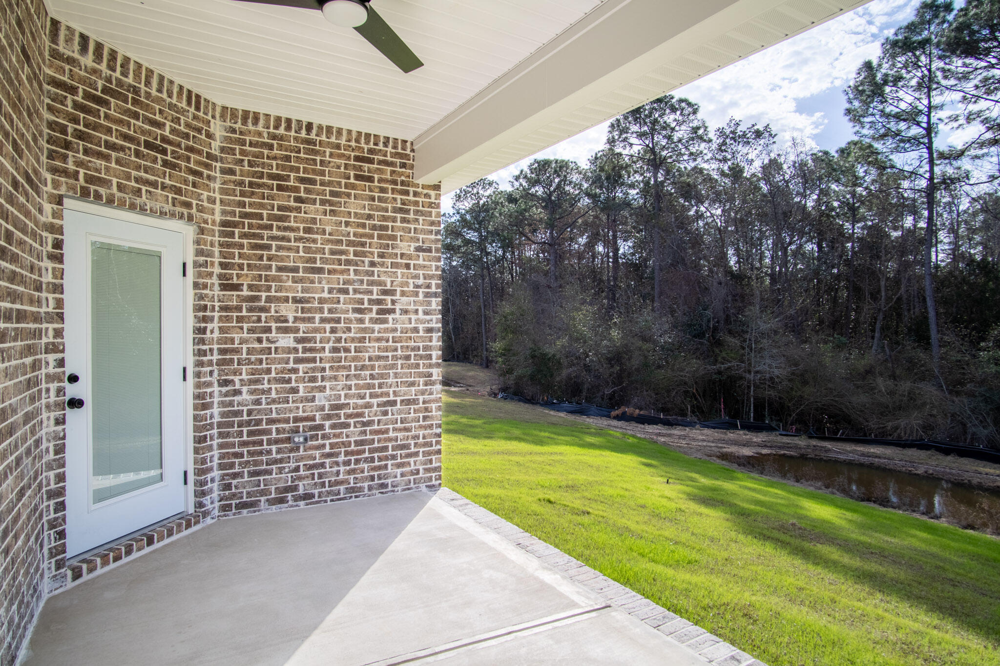 325 Shoal River Drive