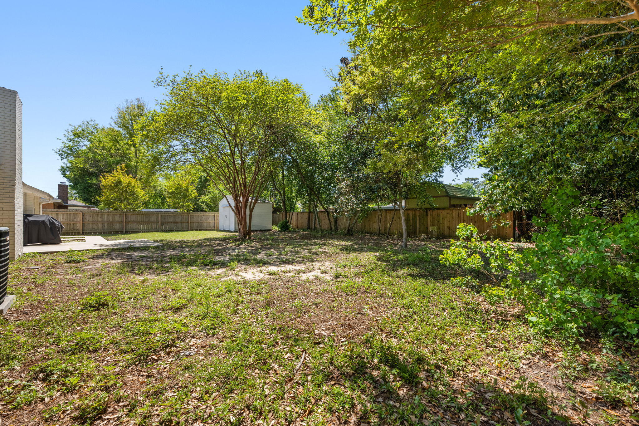 5735 Leesway Boulevard