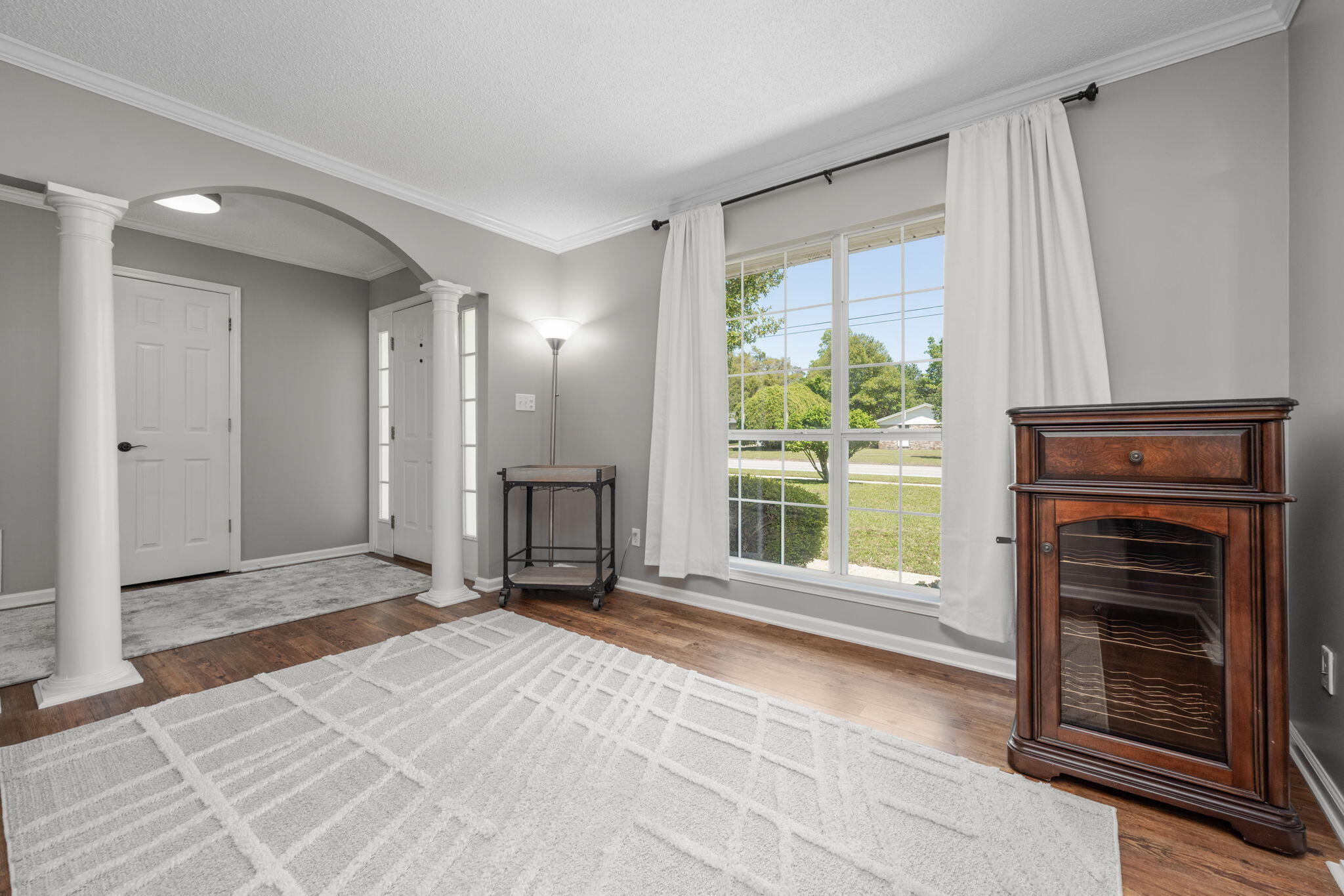 5735 Leesway Boulevard