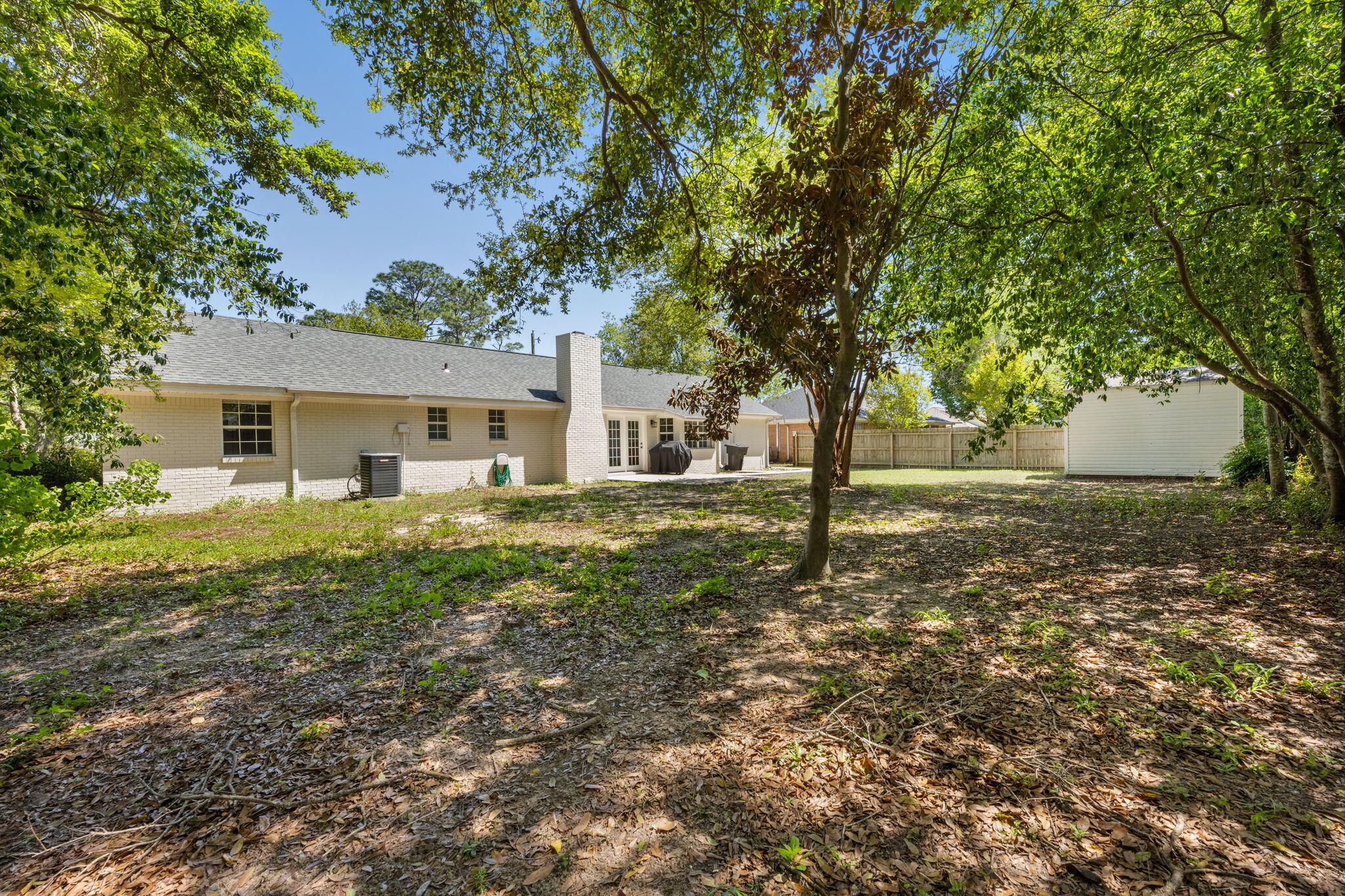 5735 Leesway Boulevard