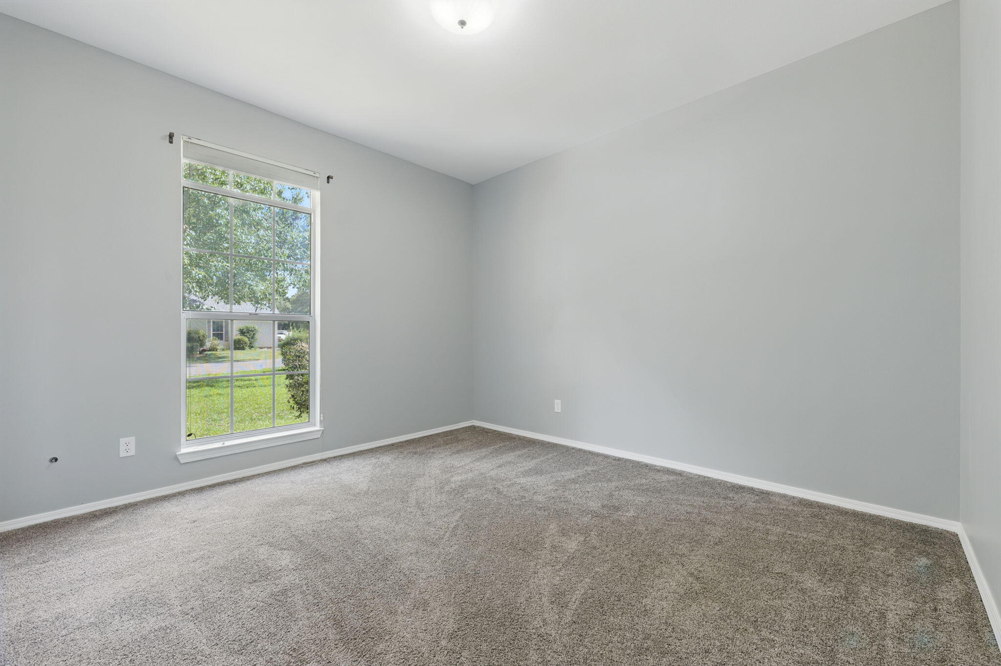 4321 Hidden Lakes Drive