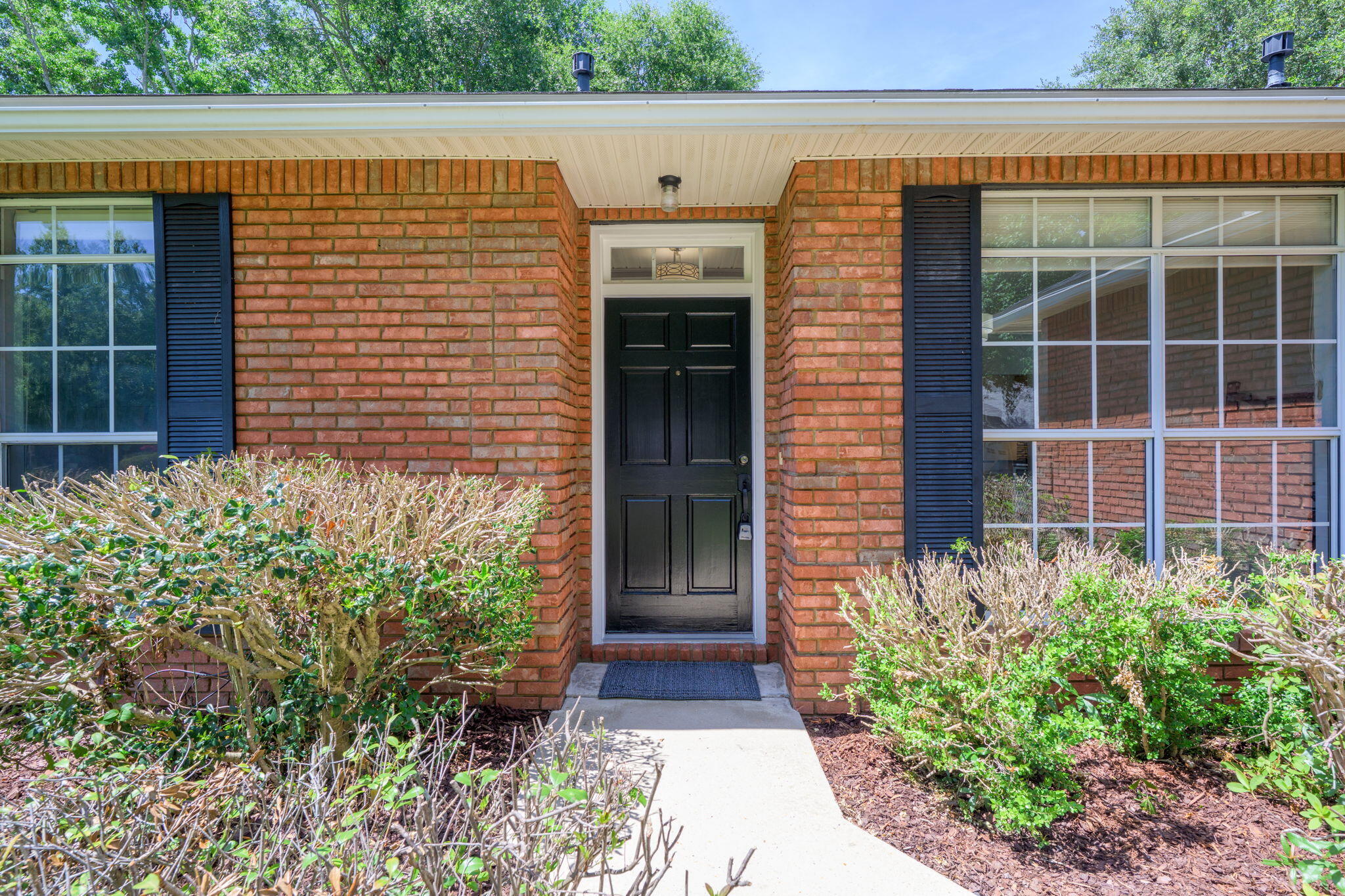 4321 Hidden Lakes Drive