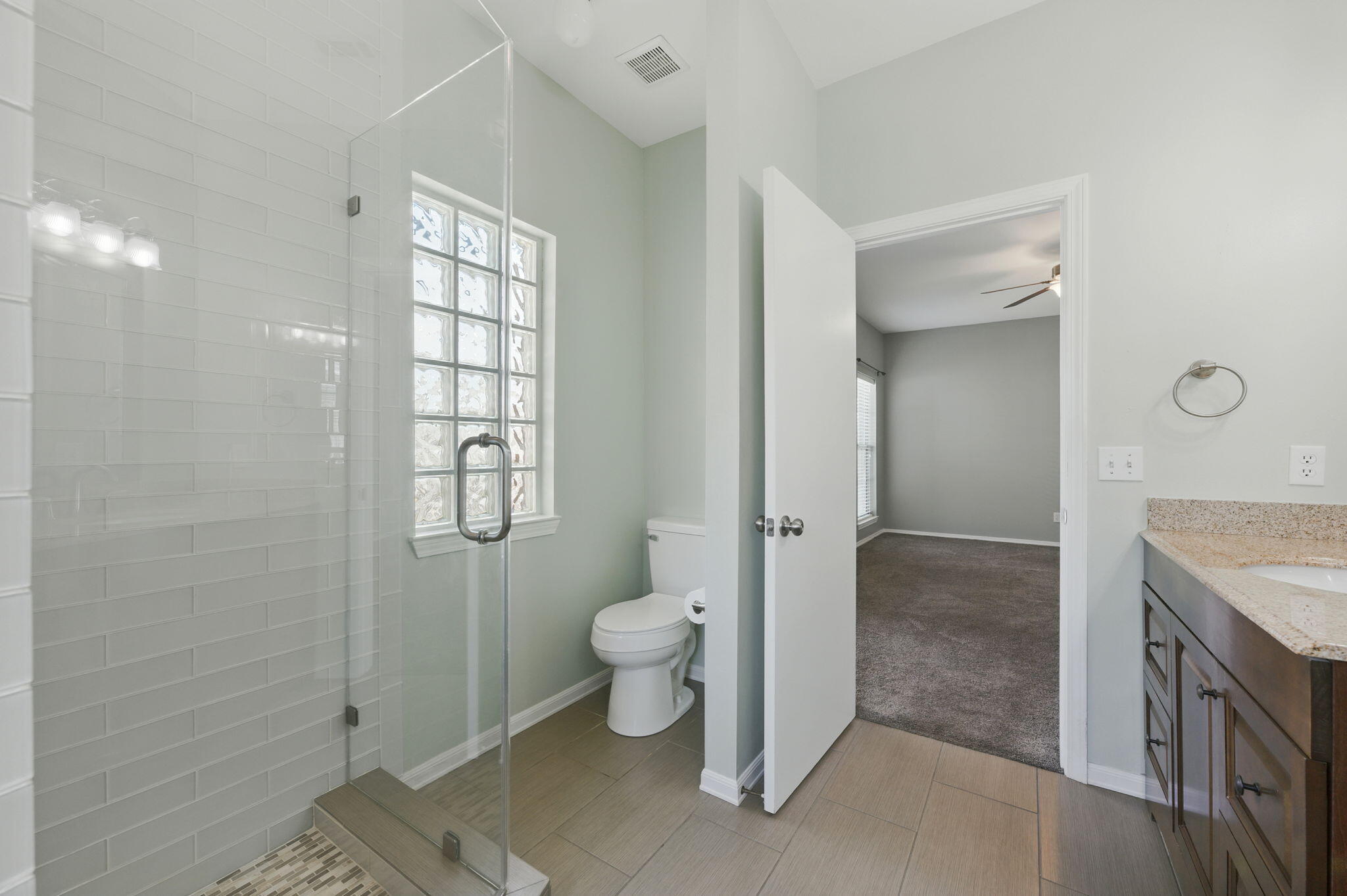 4321 Hidden Lakes Drive