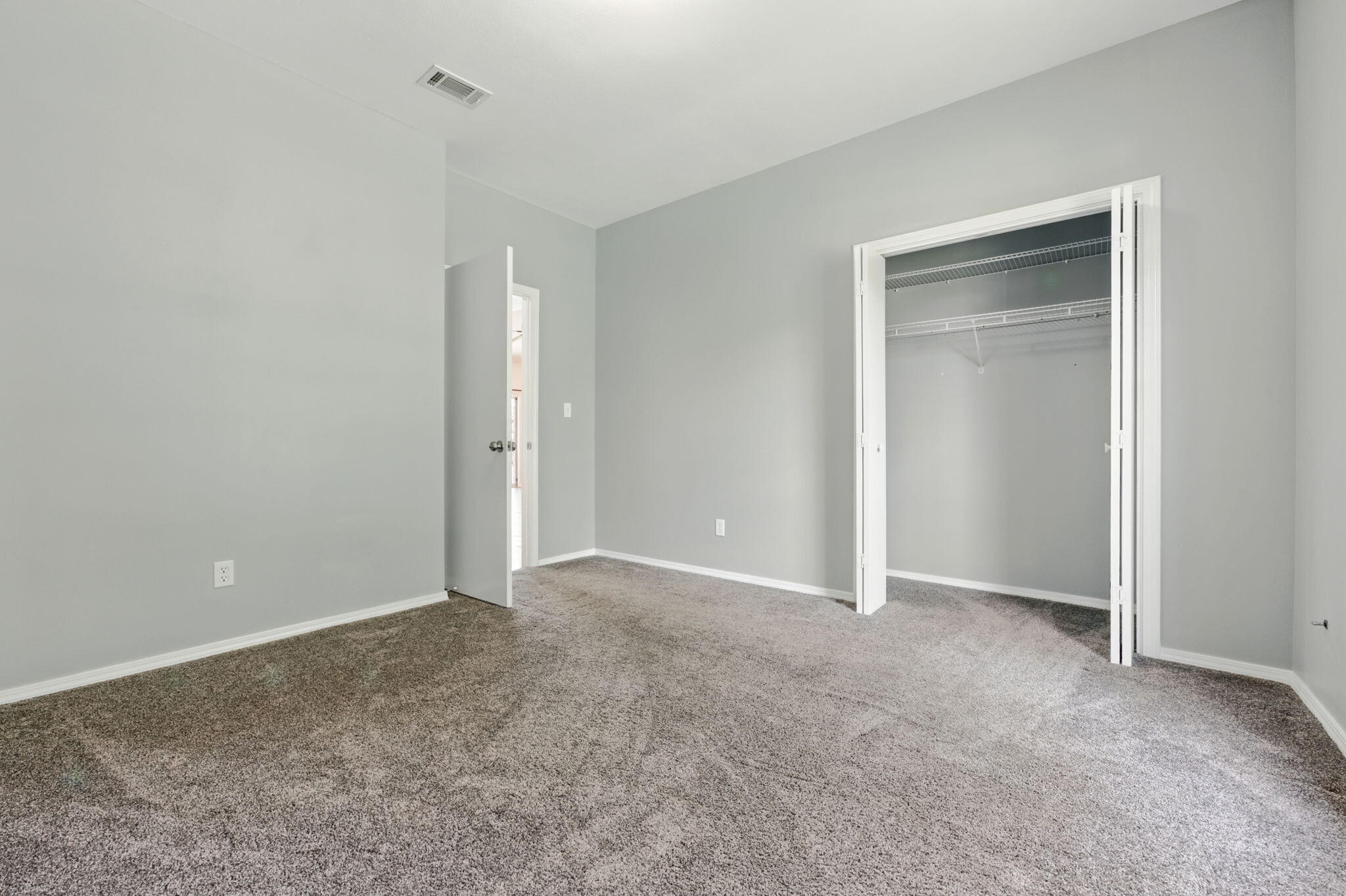 4321 Hidden Lakes Drive