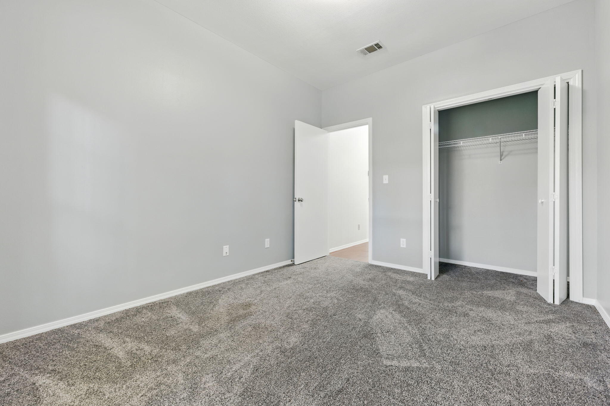 4321 Hidden Lakes Drive