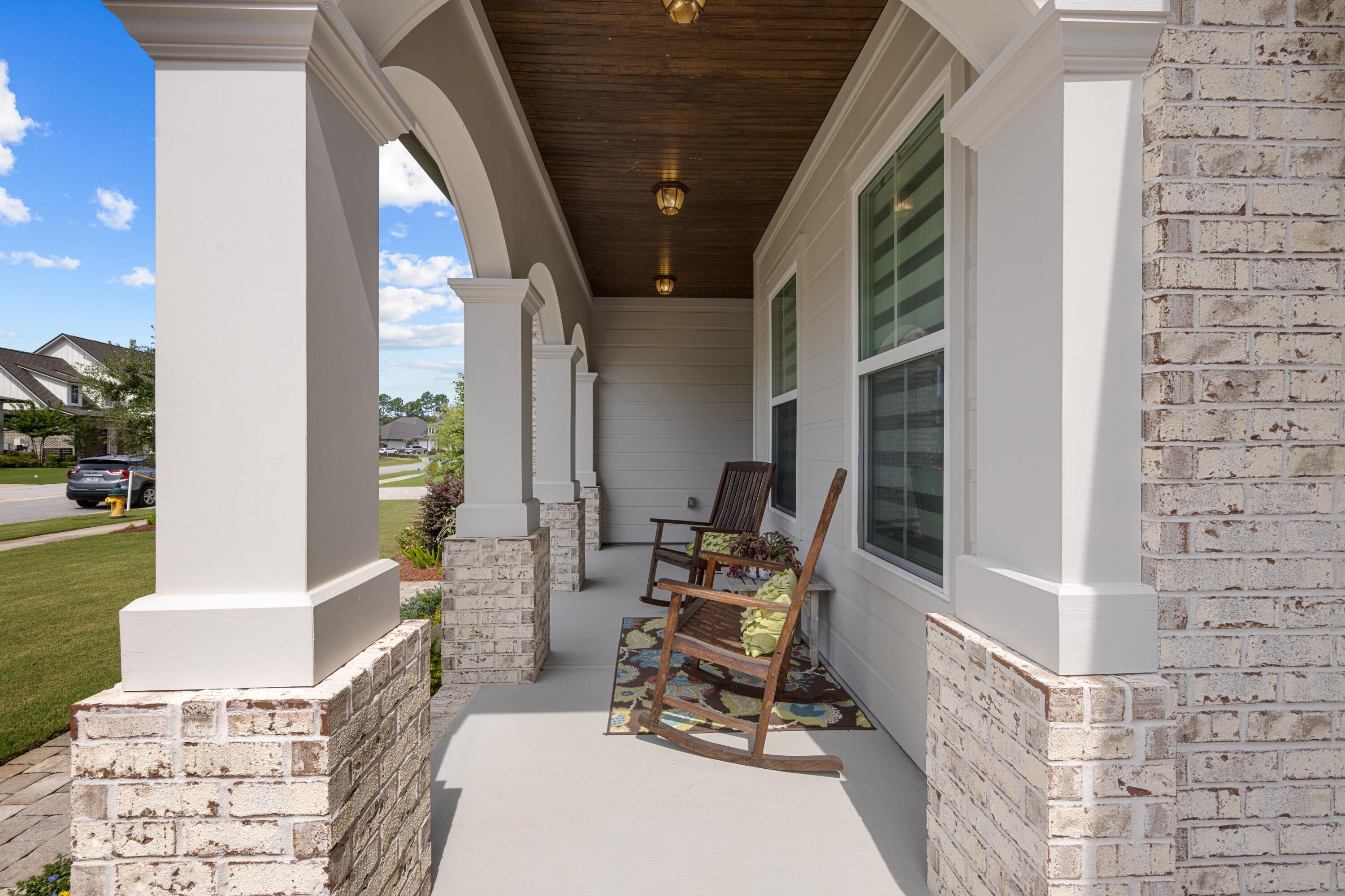 112 Revana Way