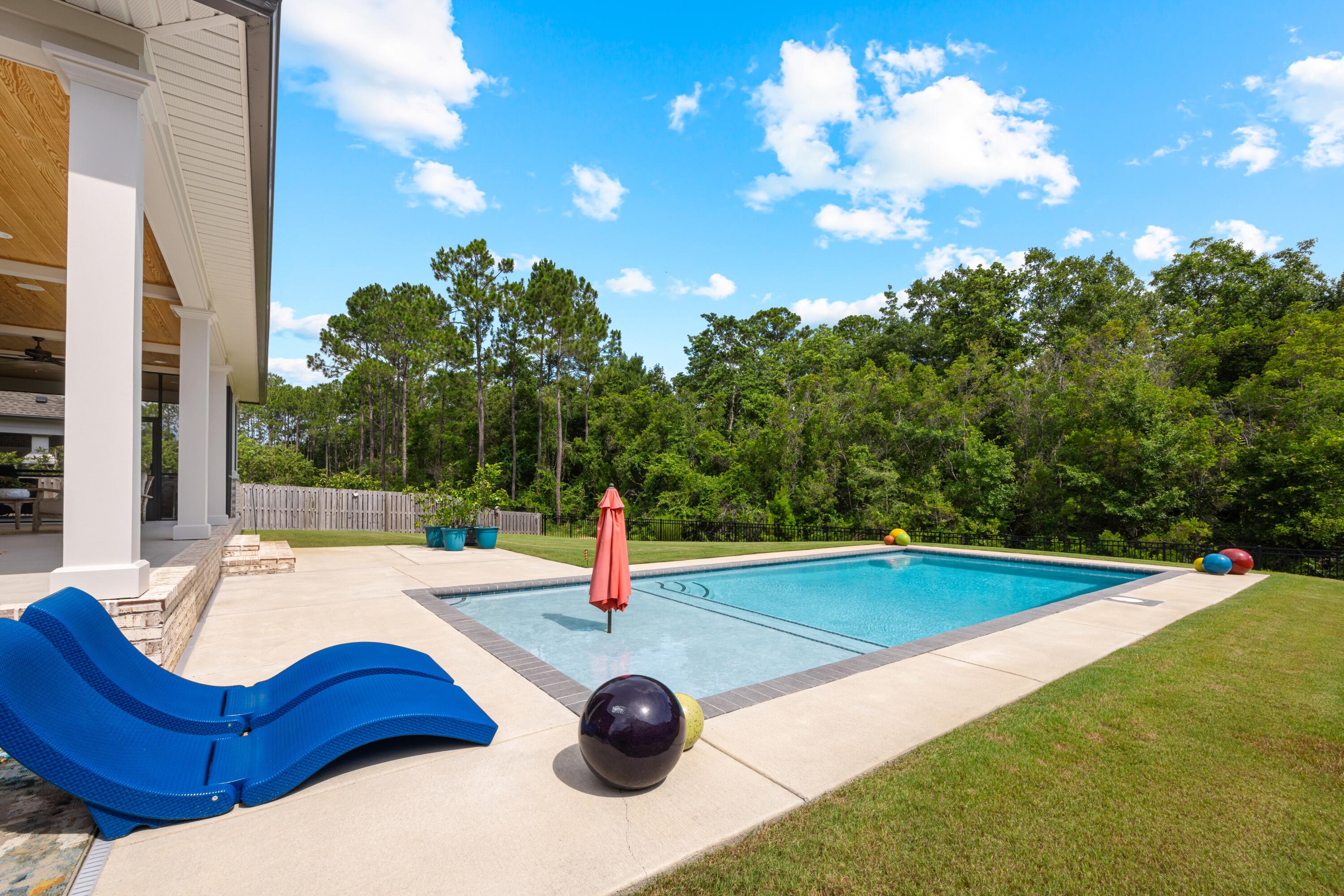 112 Revana Way