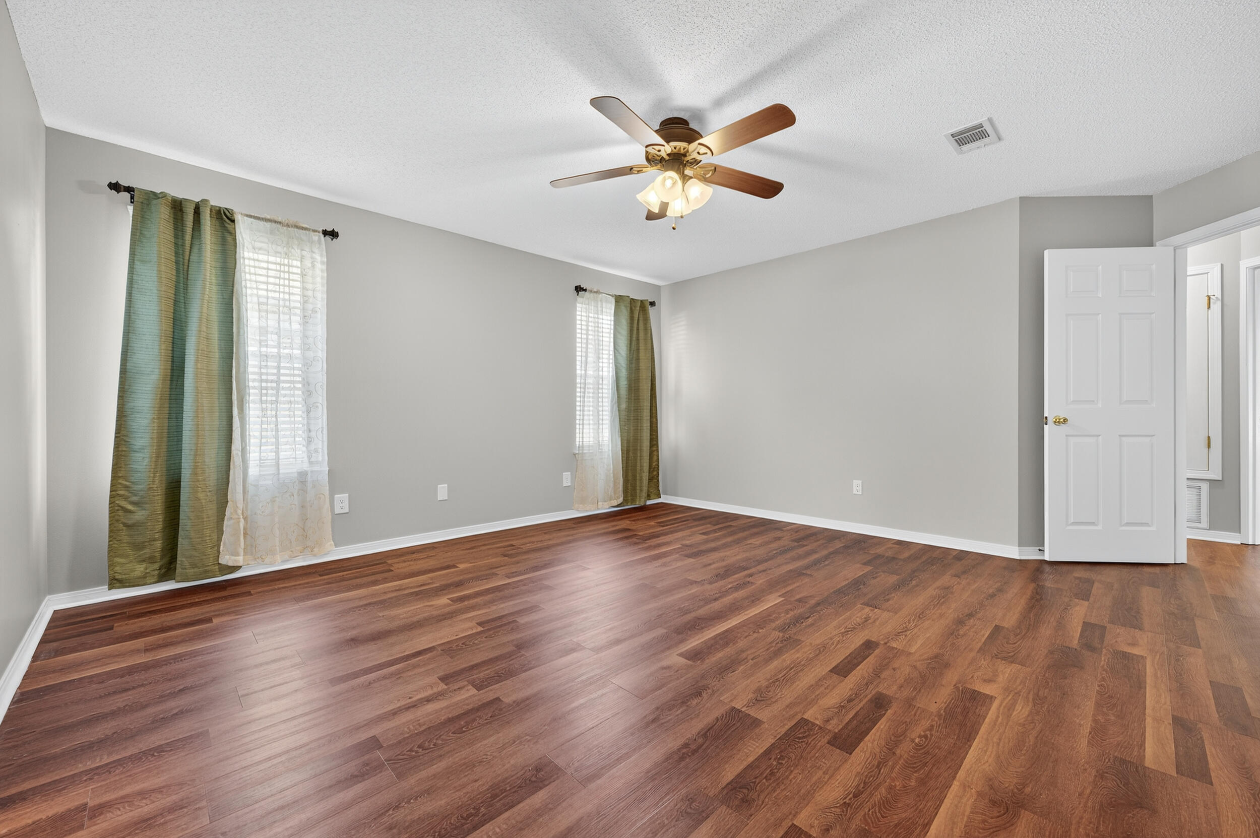 1061 Windmill Drive