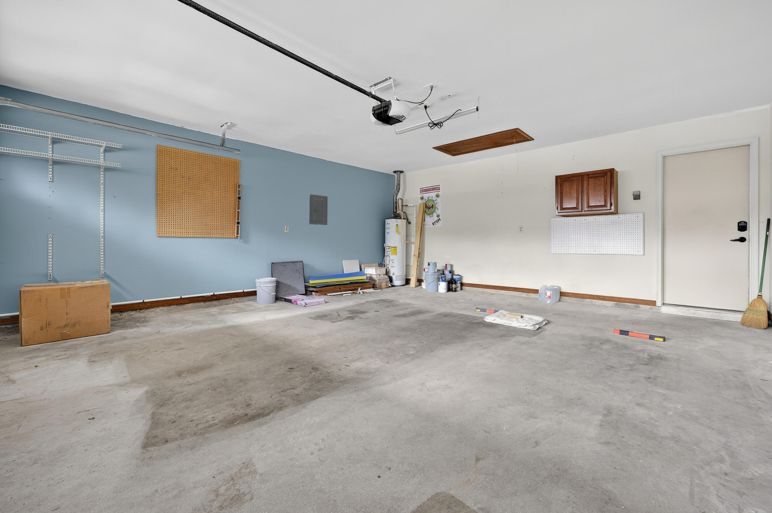 1061 Windmill Drive