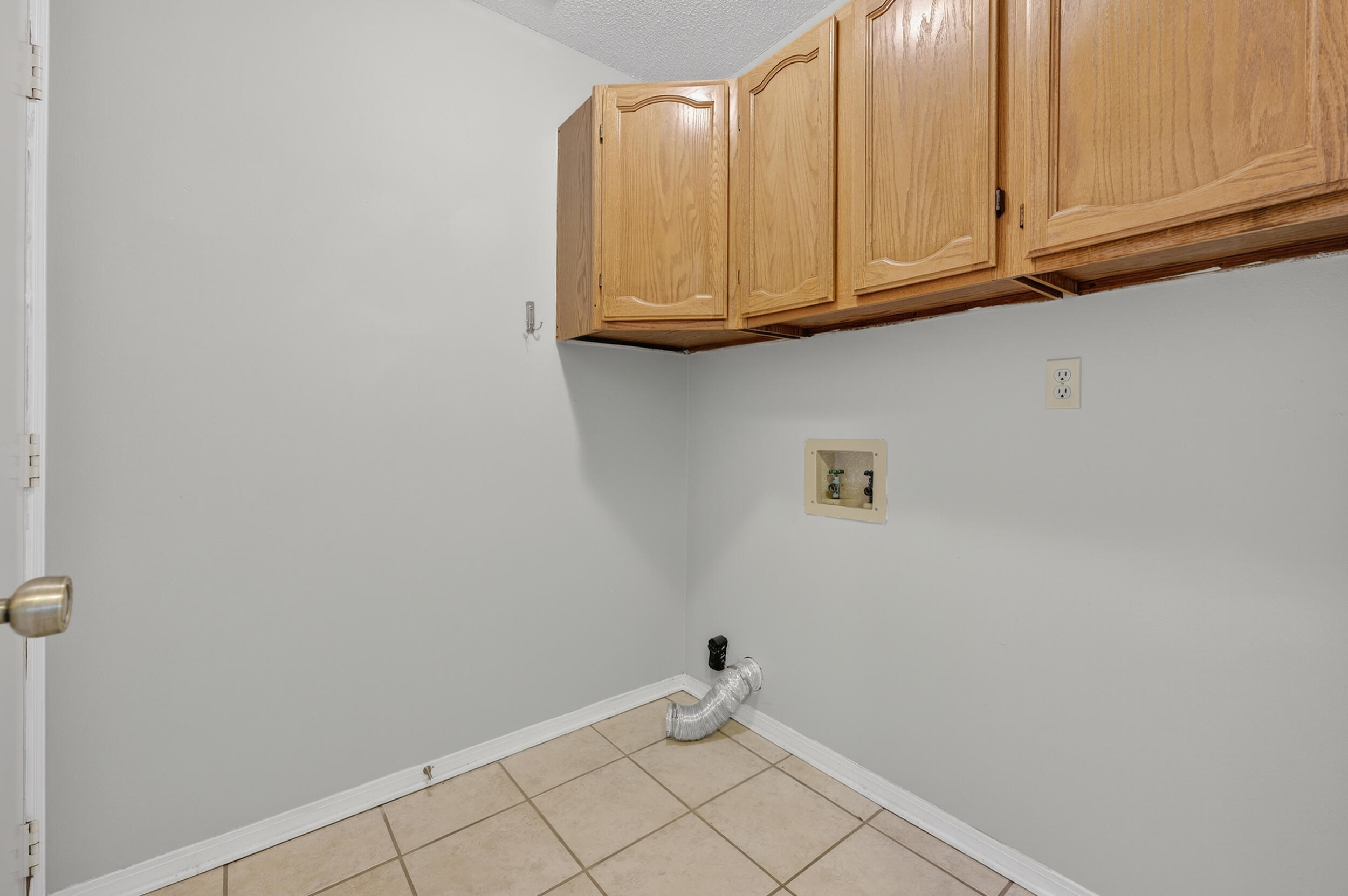 1061 Windmill Drive
