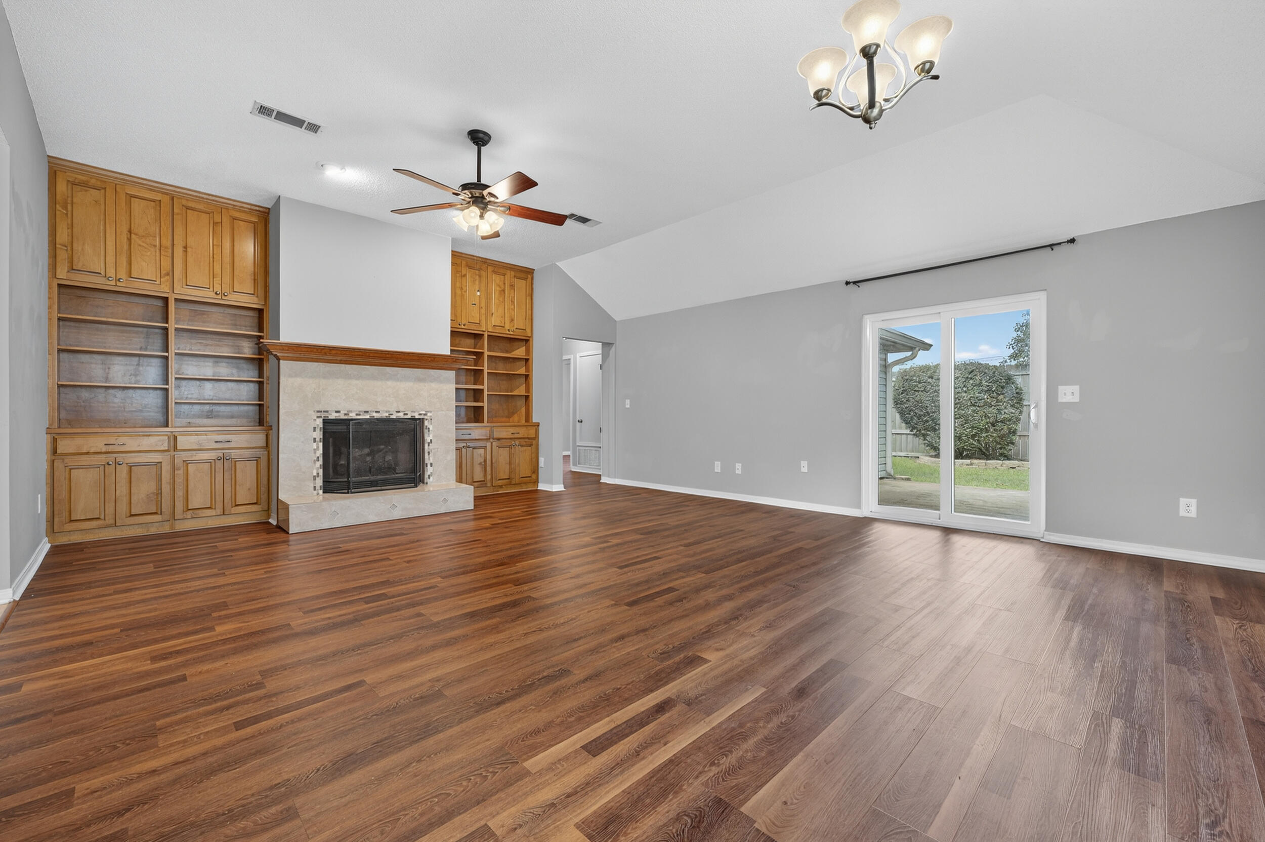 1061 Windmill Drive