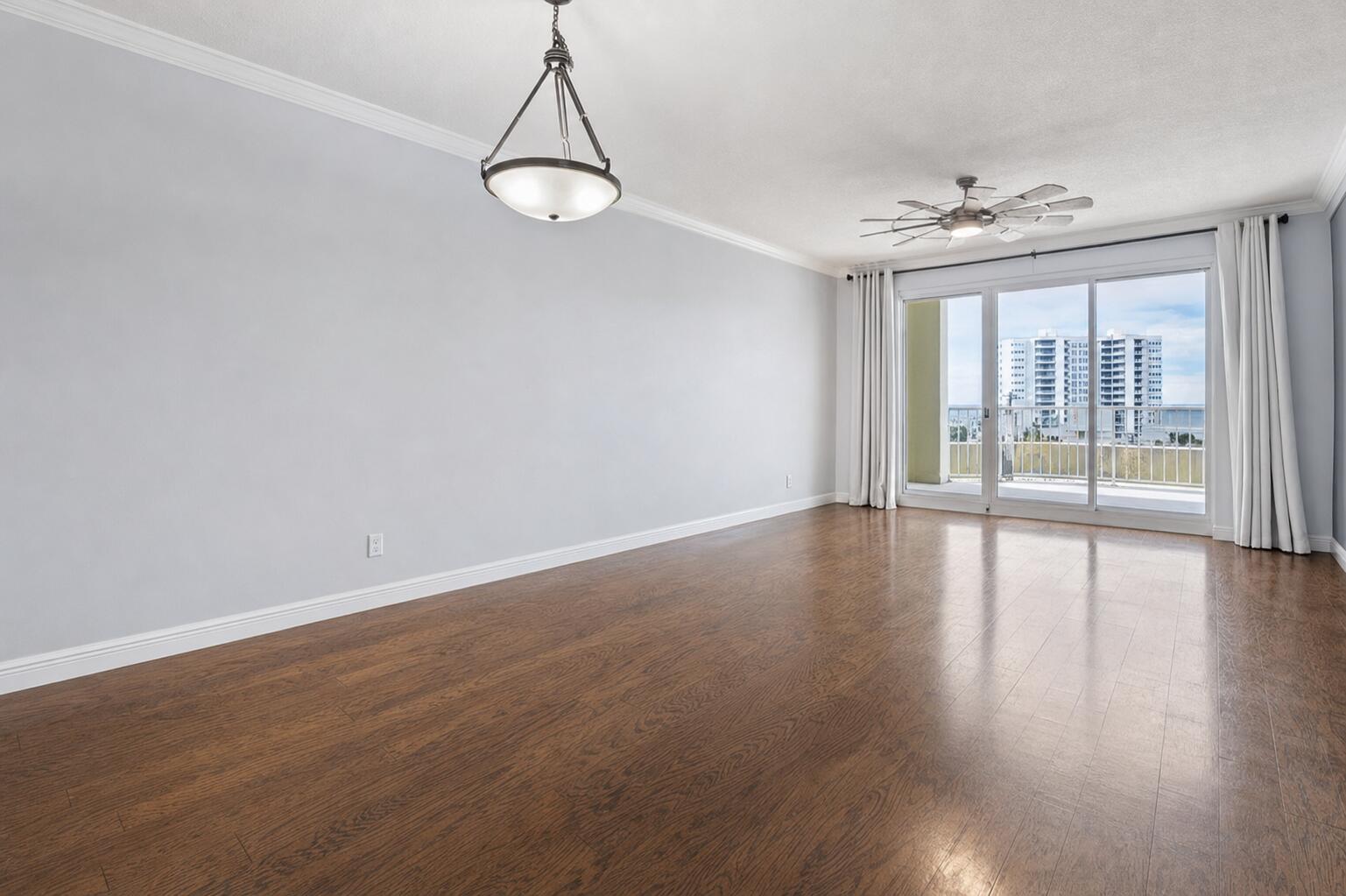 122 Seascape Drive, 404