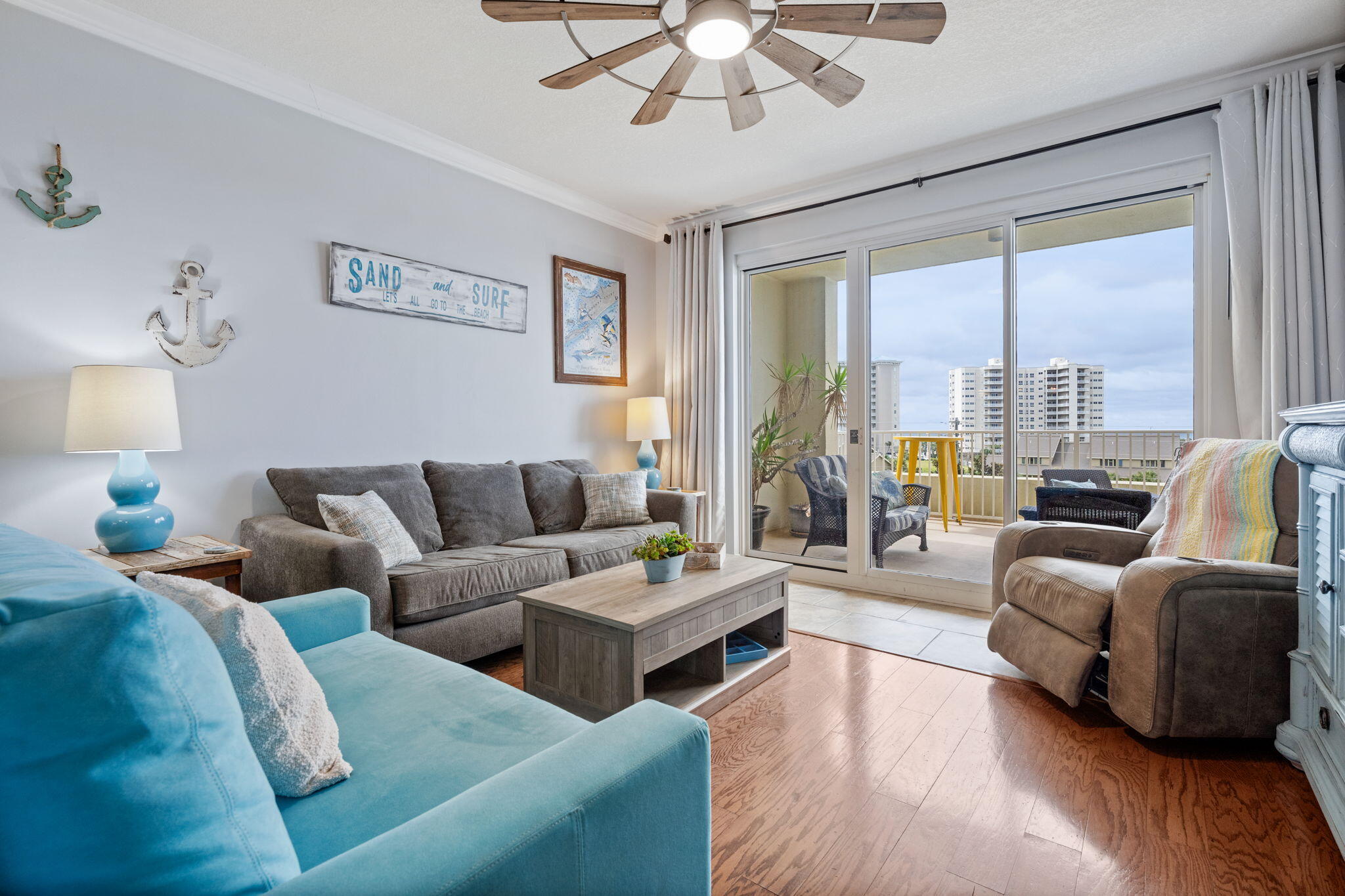 122 Seascape Drive, 404