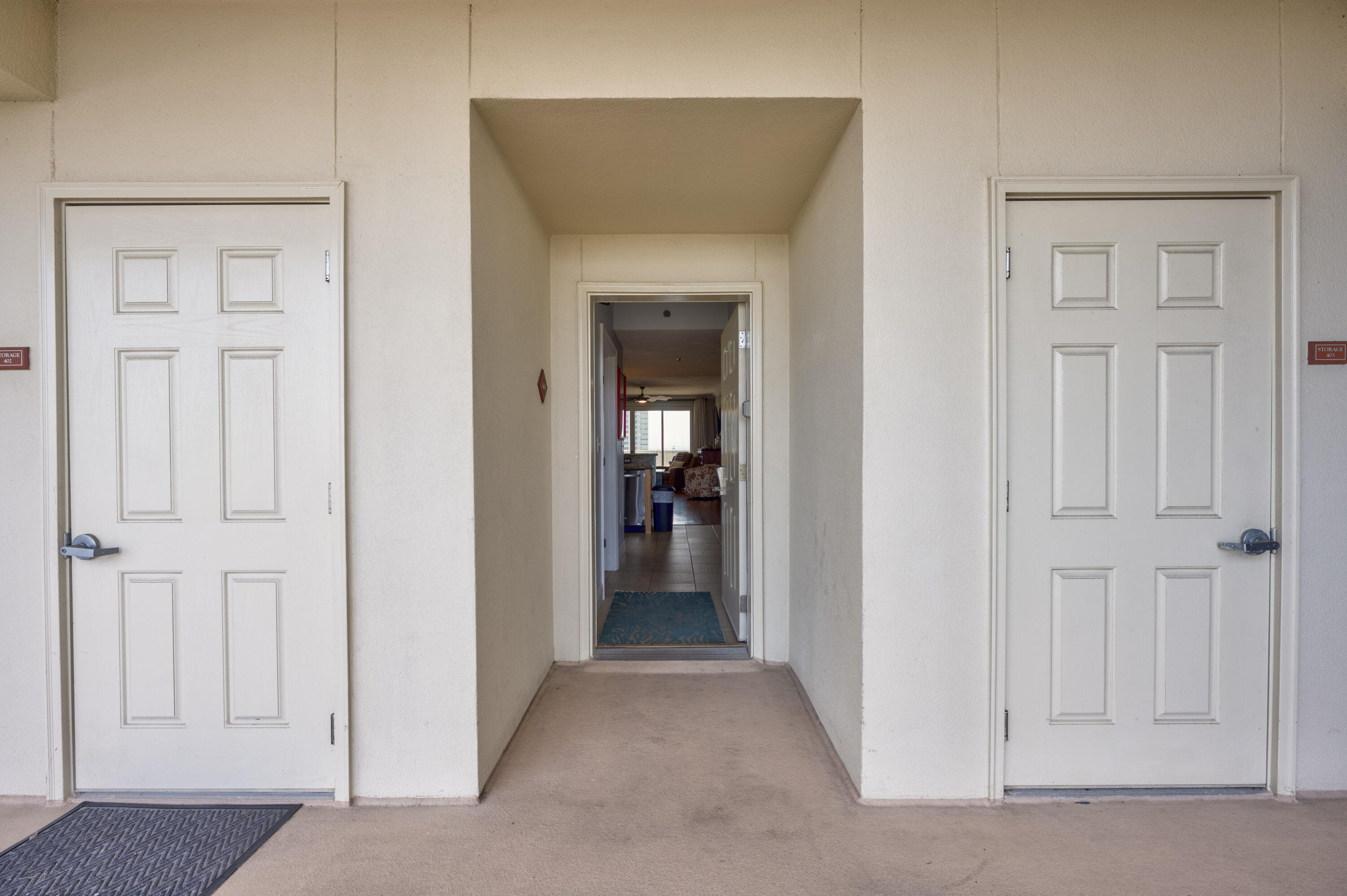 122 Seascape Drive, 404