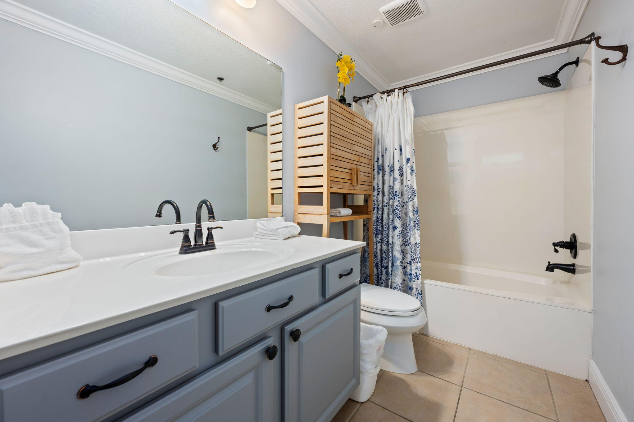 122 Seascape Drive, 404