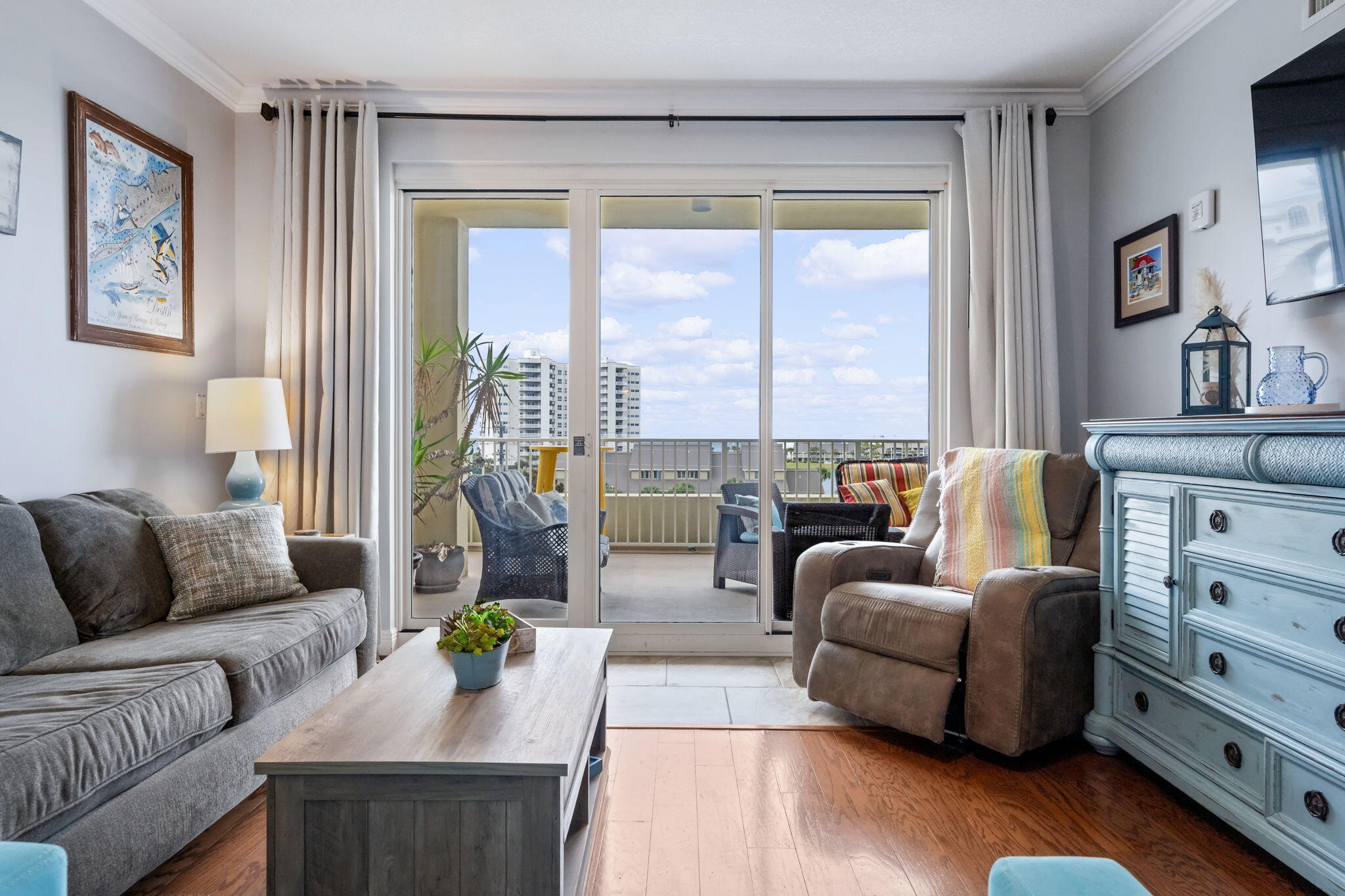 122 Seascape Drive, 404