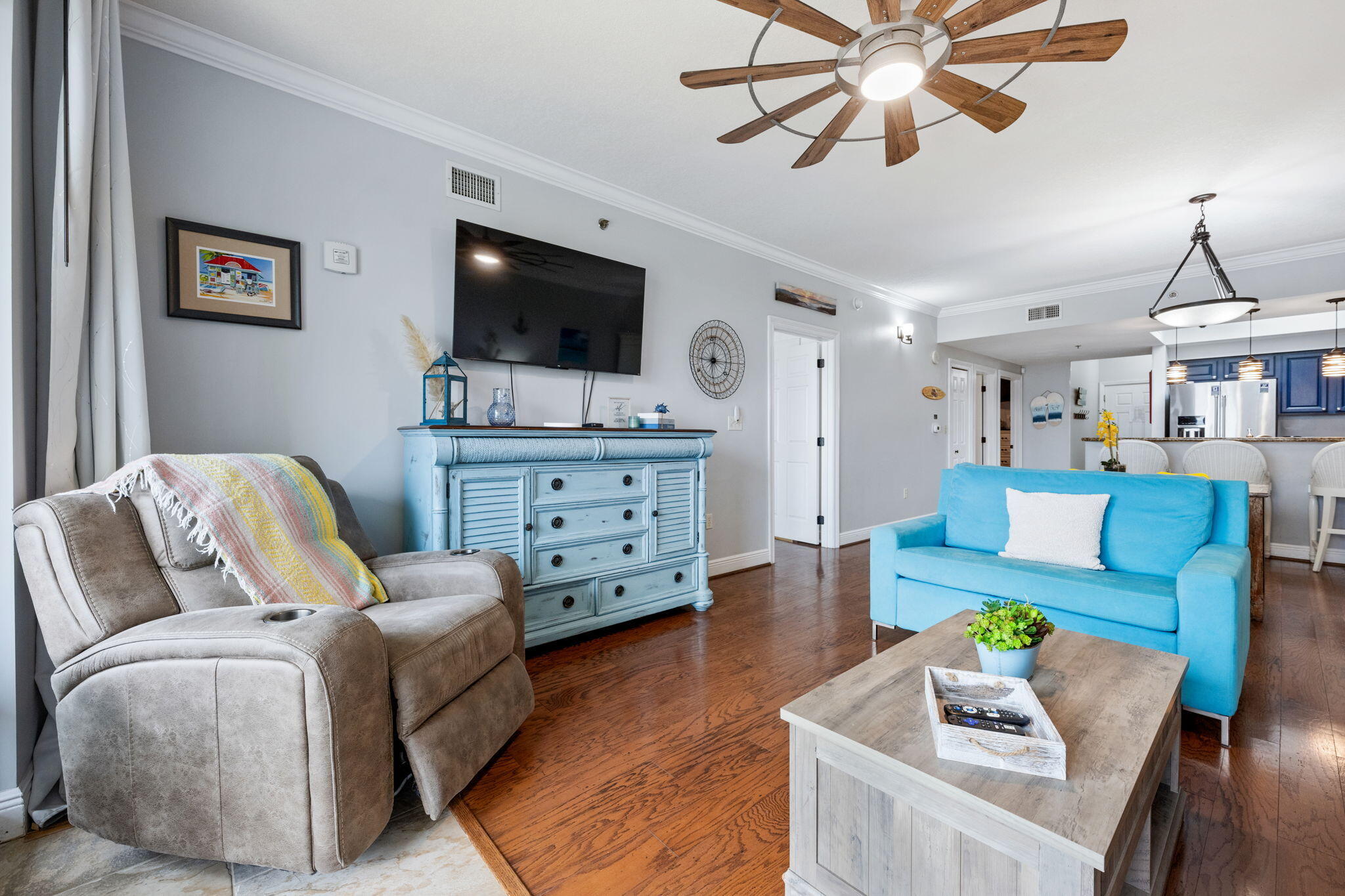 122 Seascape Drive, 404