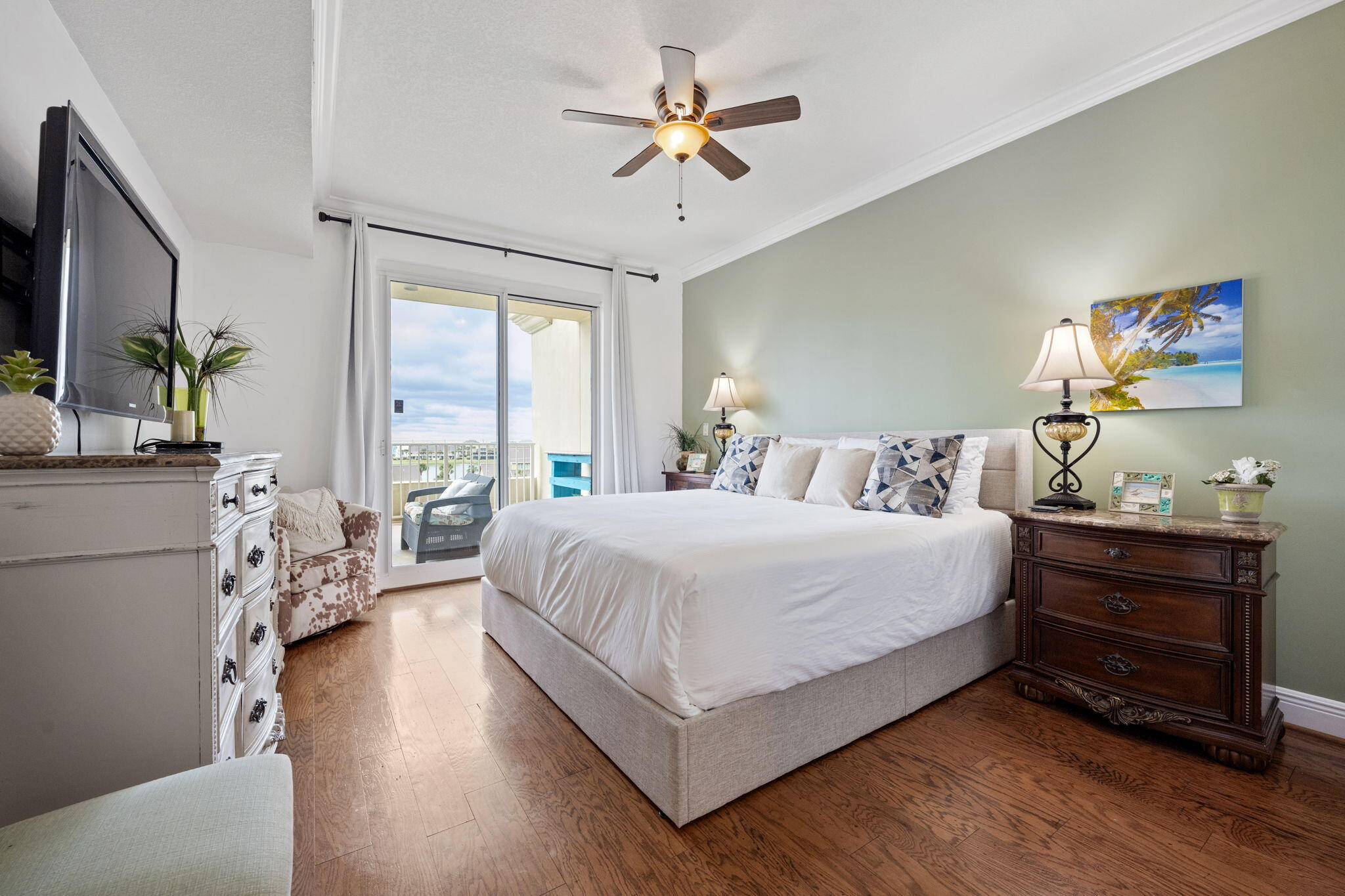 122 Seascape Drive, 404