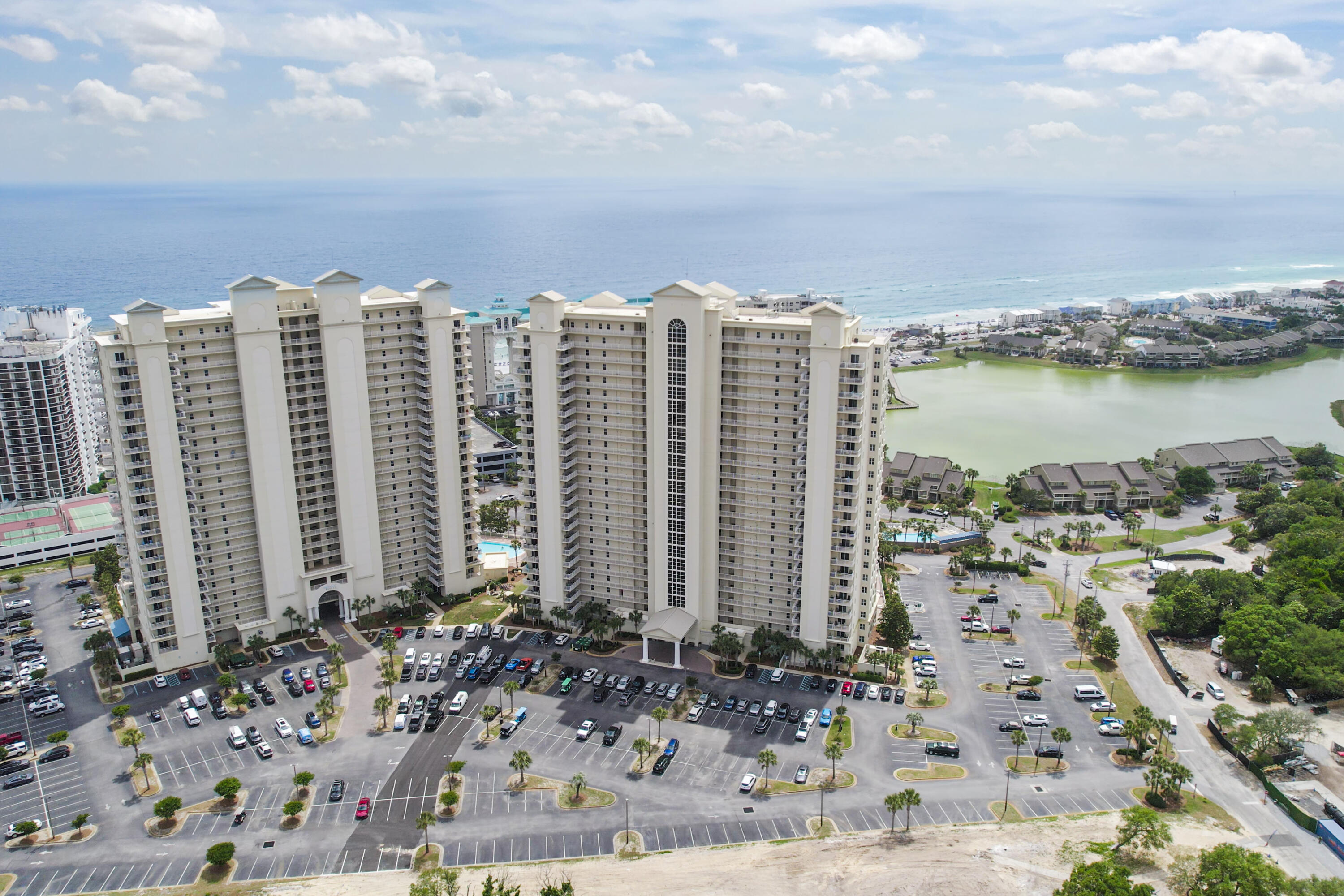 122 Seascape Drive, 404