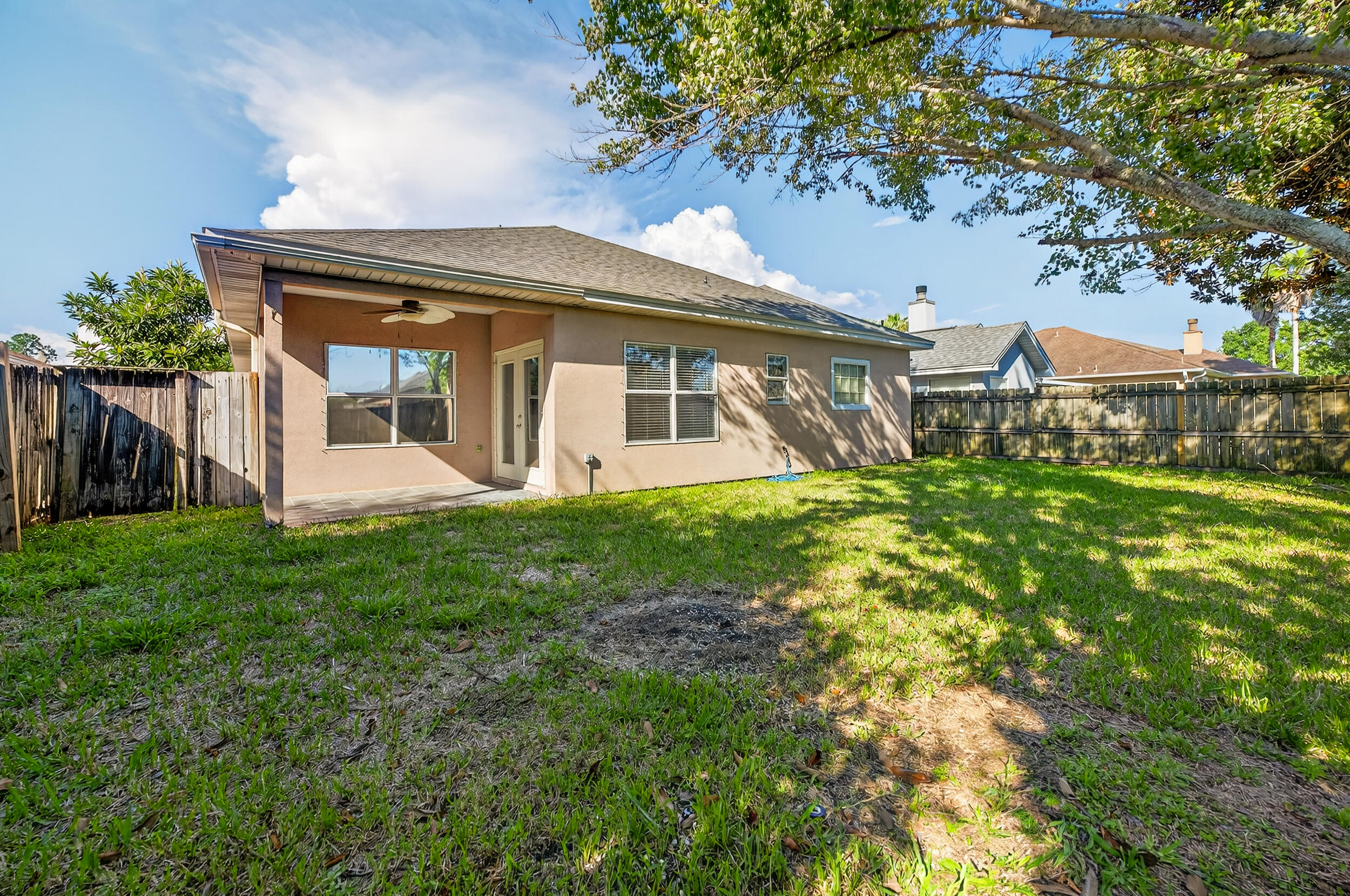 9641 Leeward Way