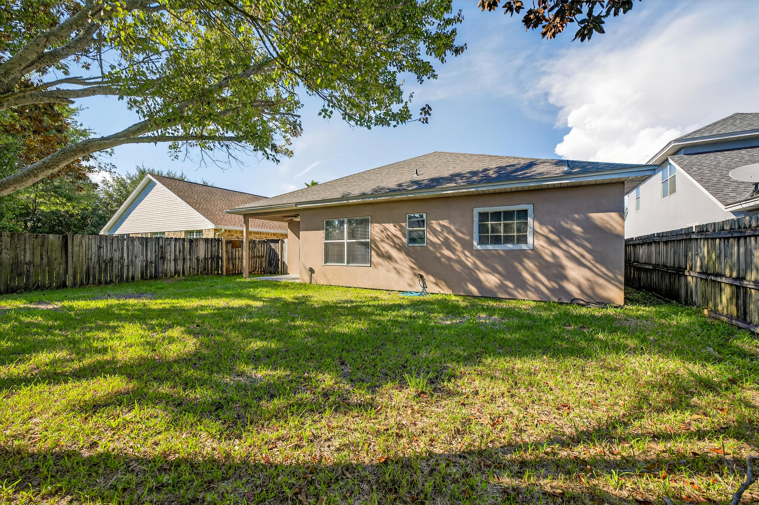 9641 Leeward Way
