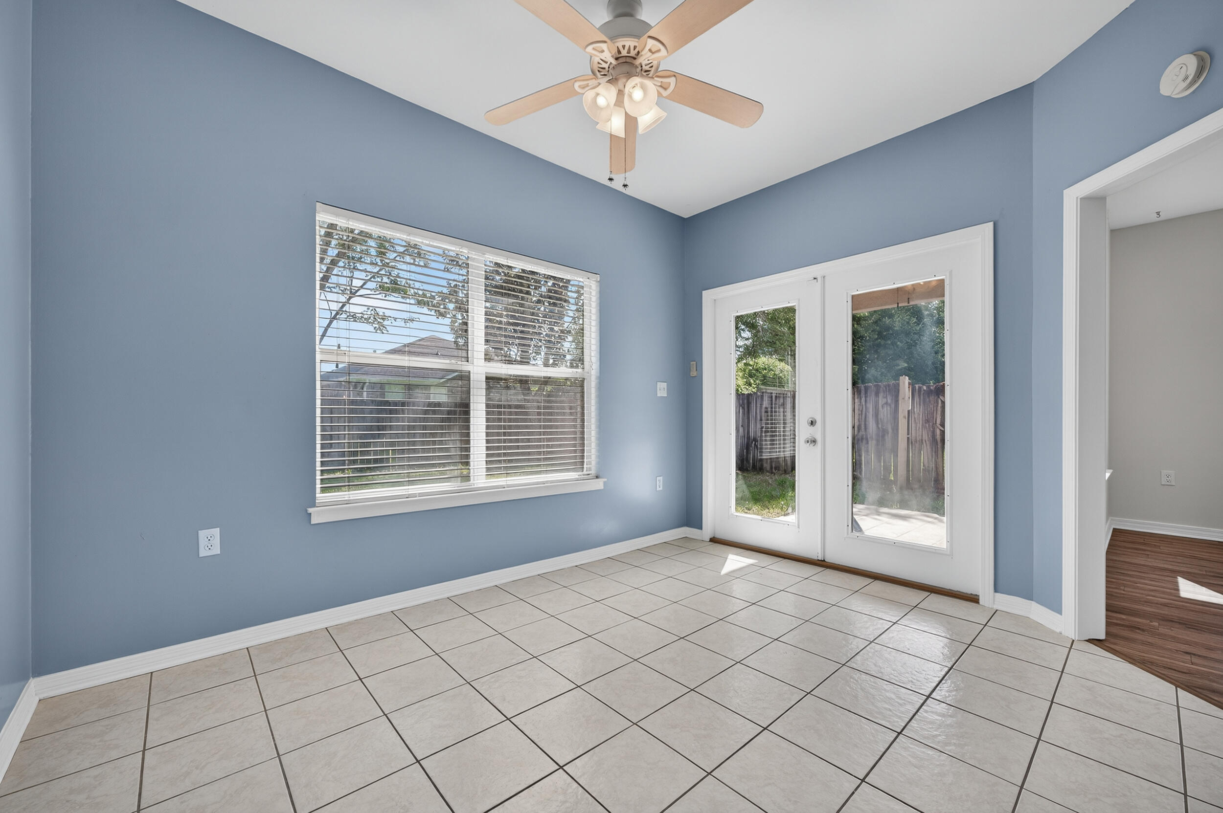 9641 Leeward Way