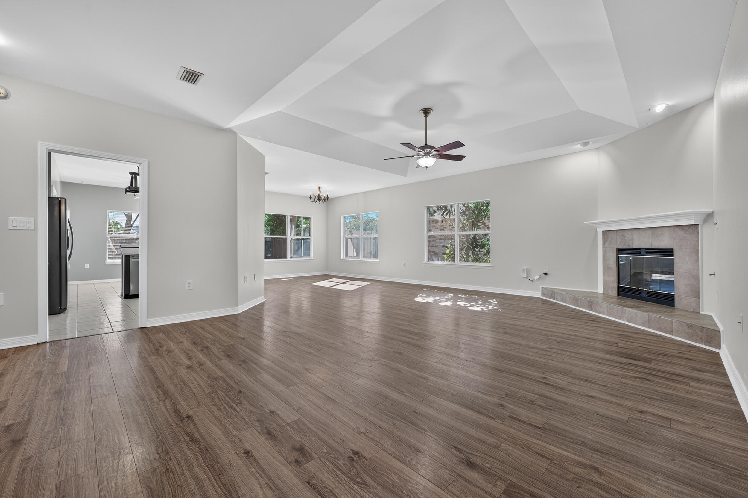 9641 Leeward Way