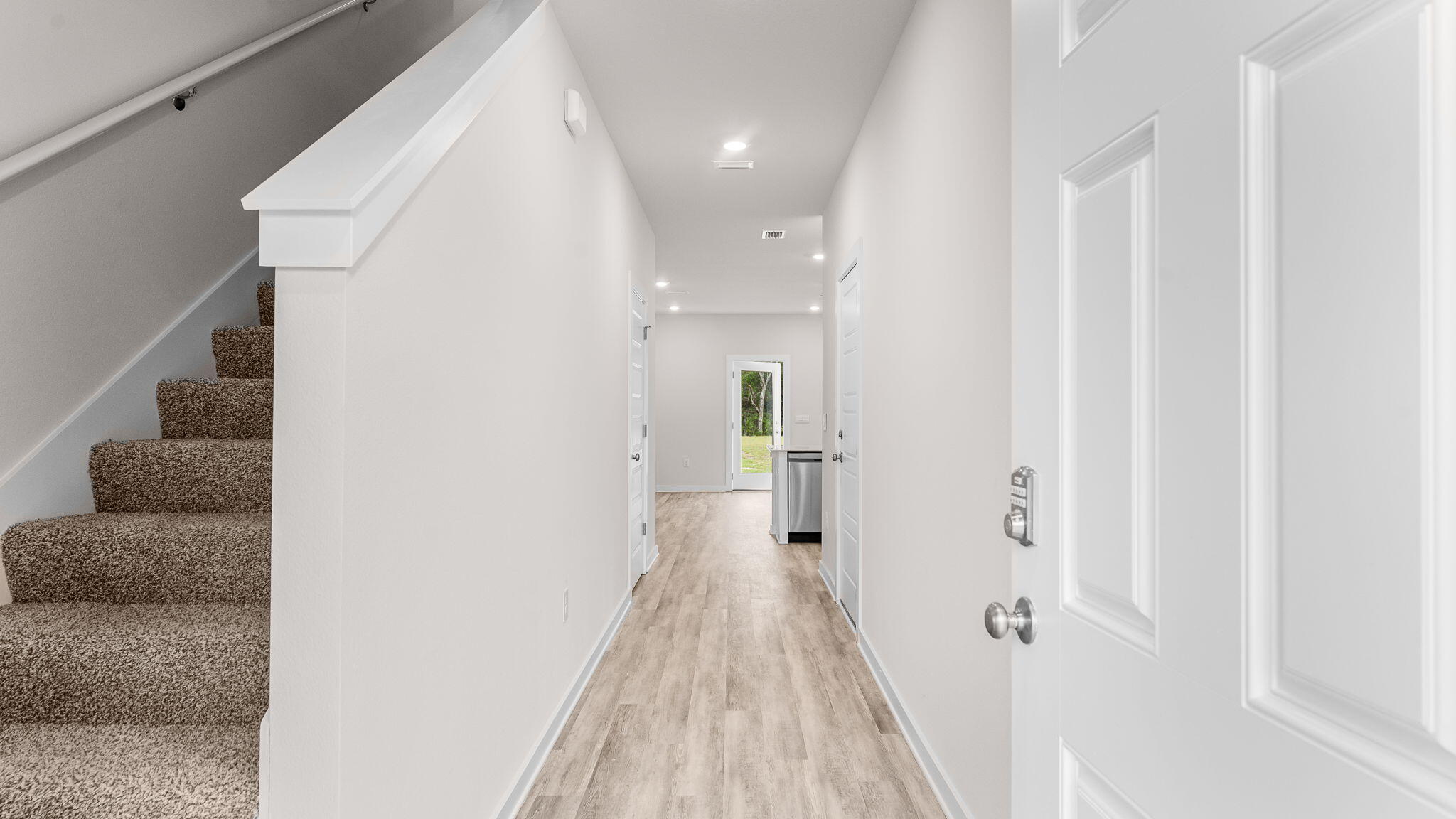 61 S Main Deck Drive