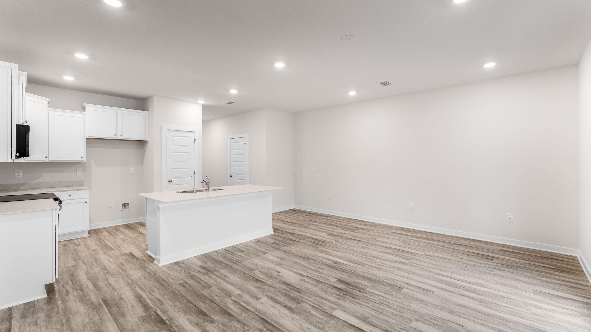 61 S Main Deck Drive