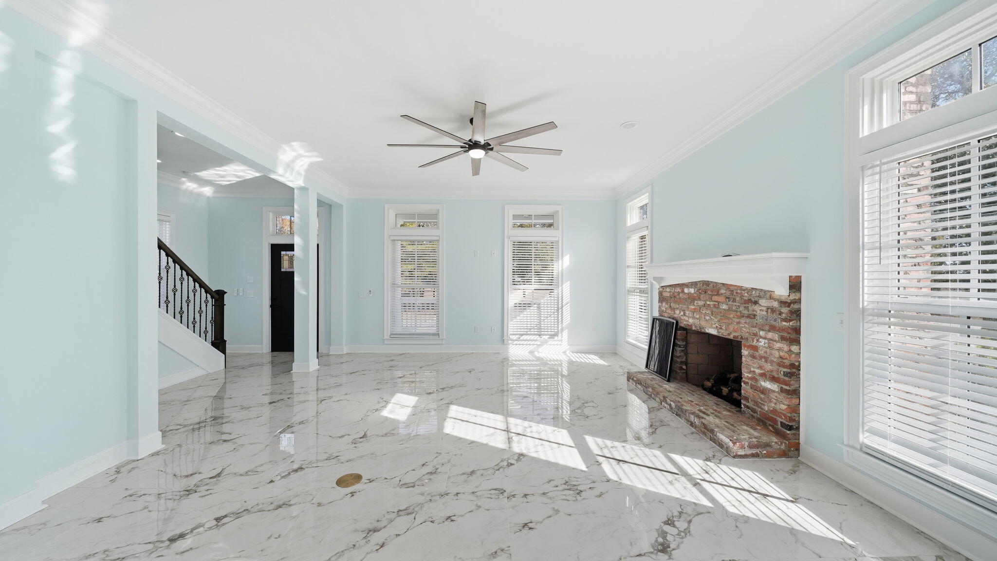 165 Staggerbush Street