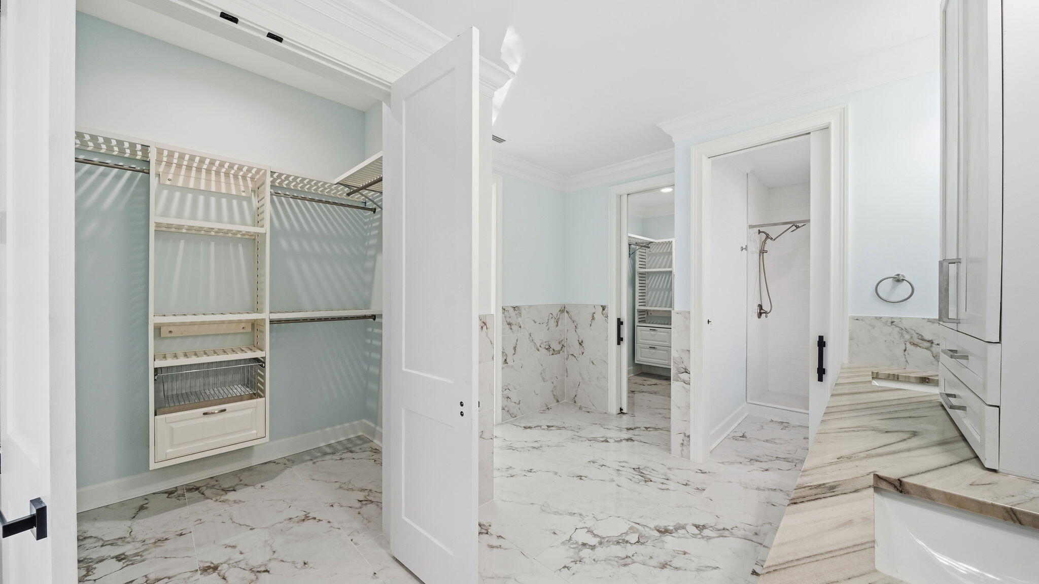 165 Staggerbush Street