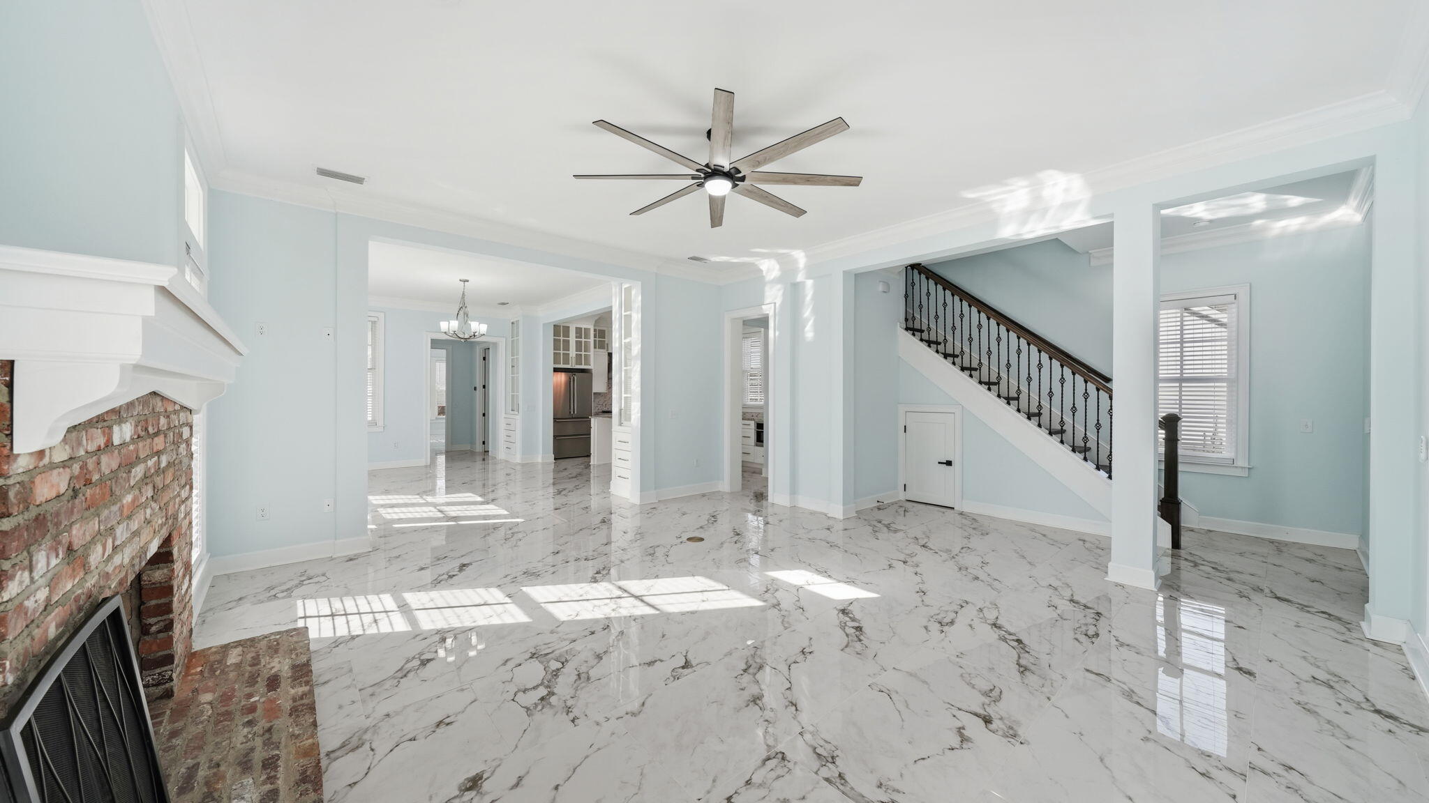 165 Staggerbush Street