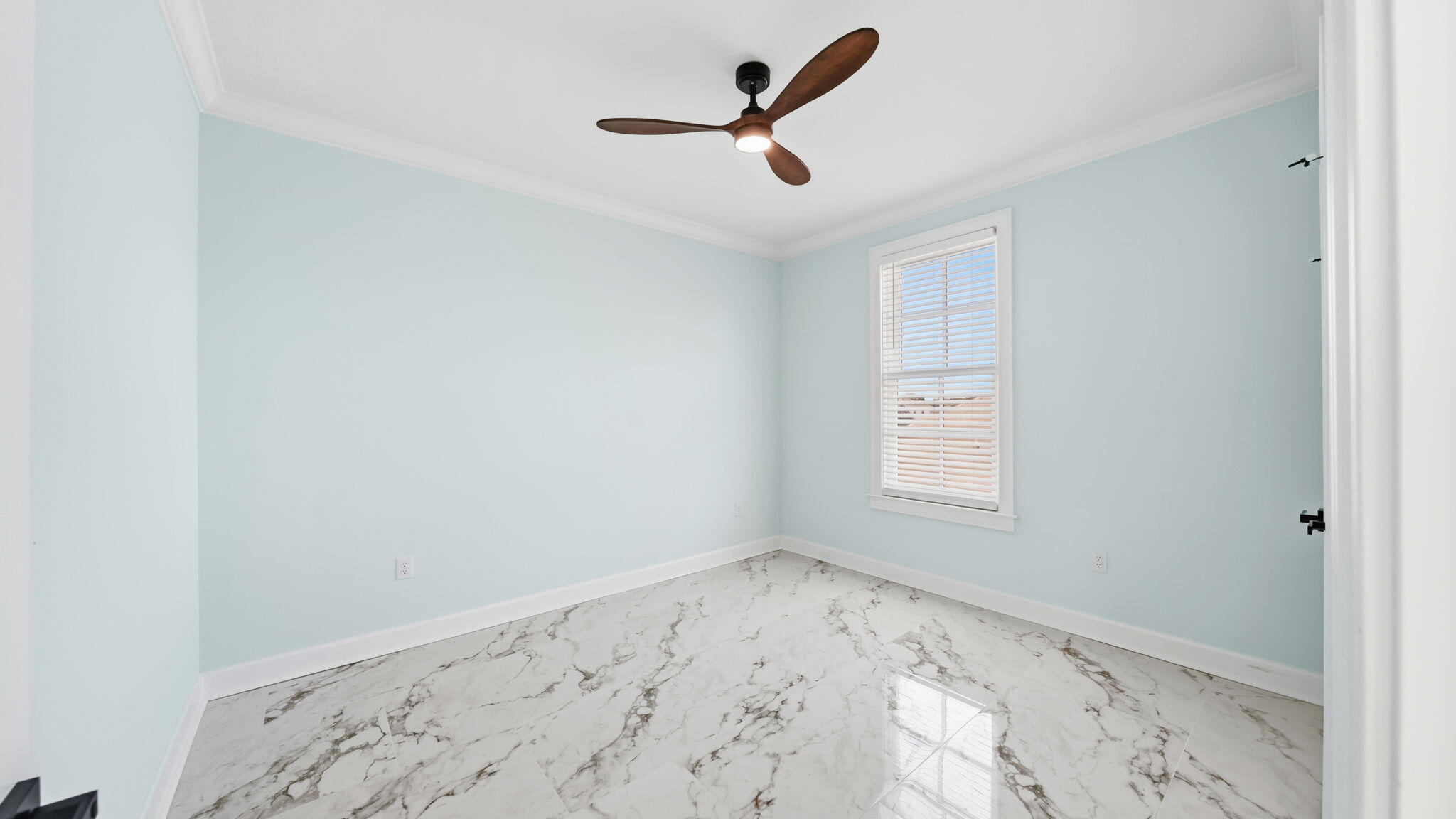 165 Staggerbush Street