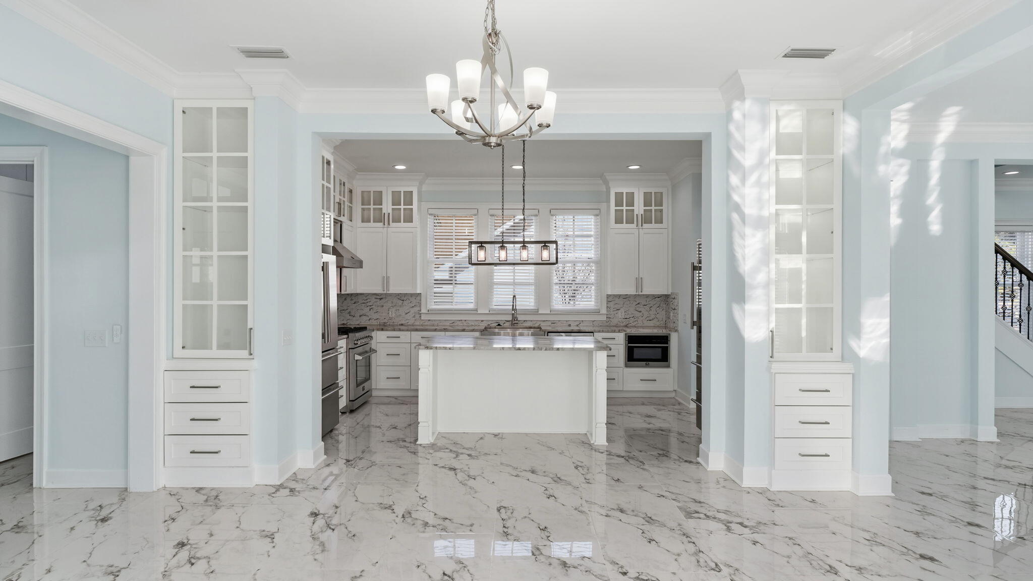 165 Staggerbush Street