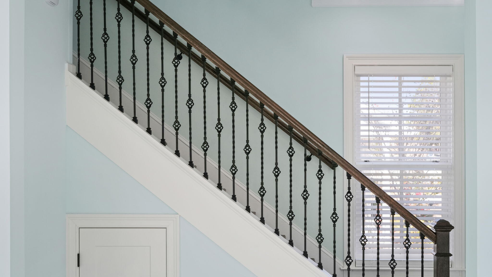 165 Staggerbush Street