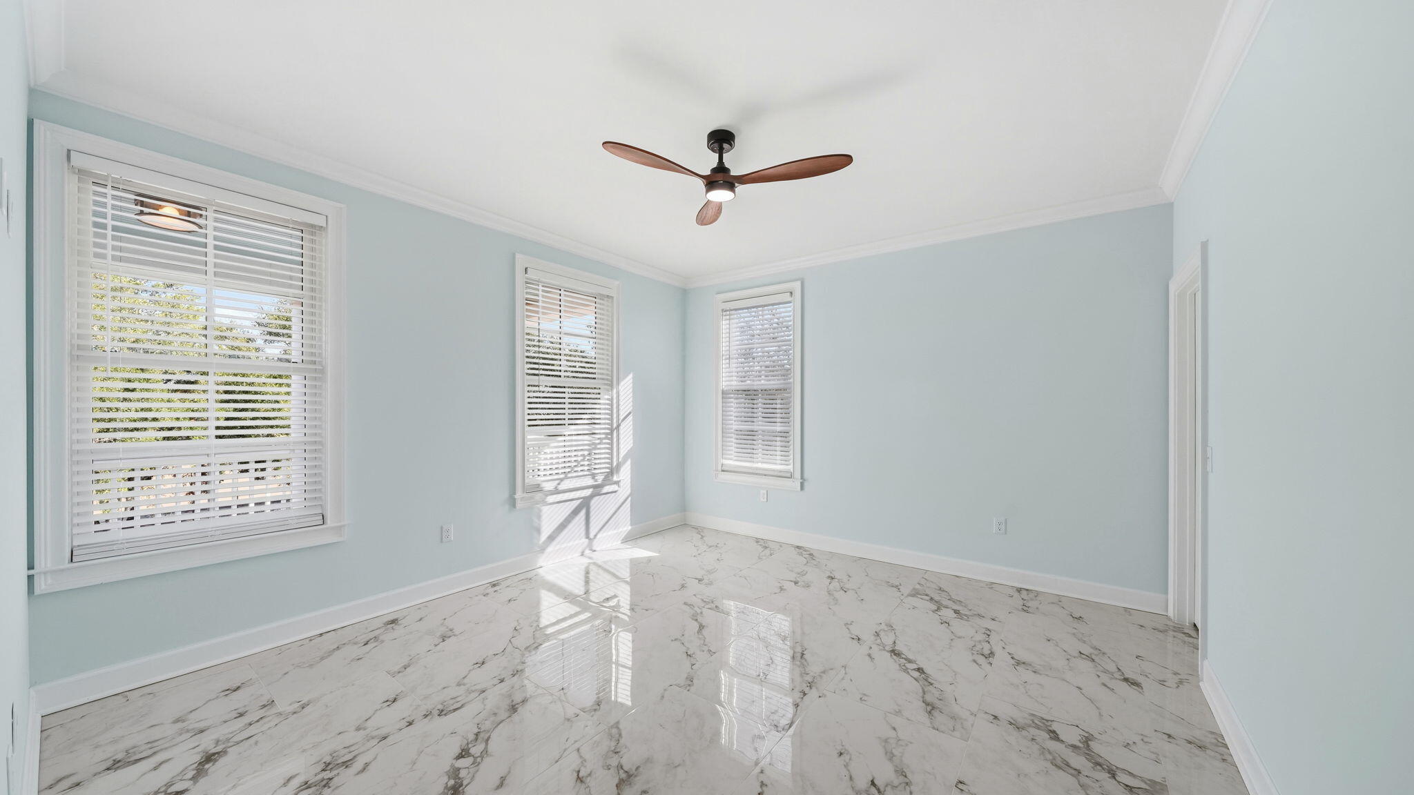 165 Staggerbush Street