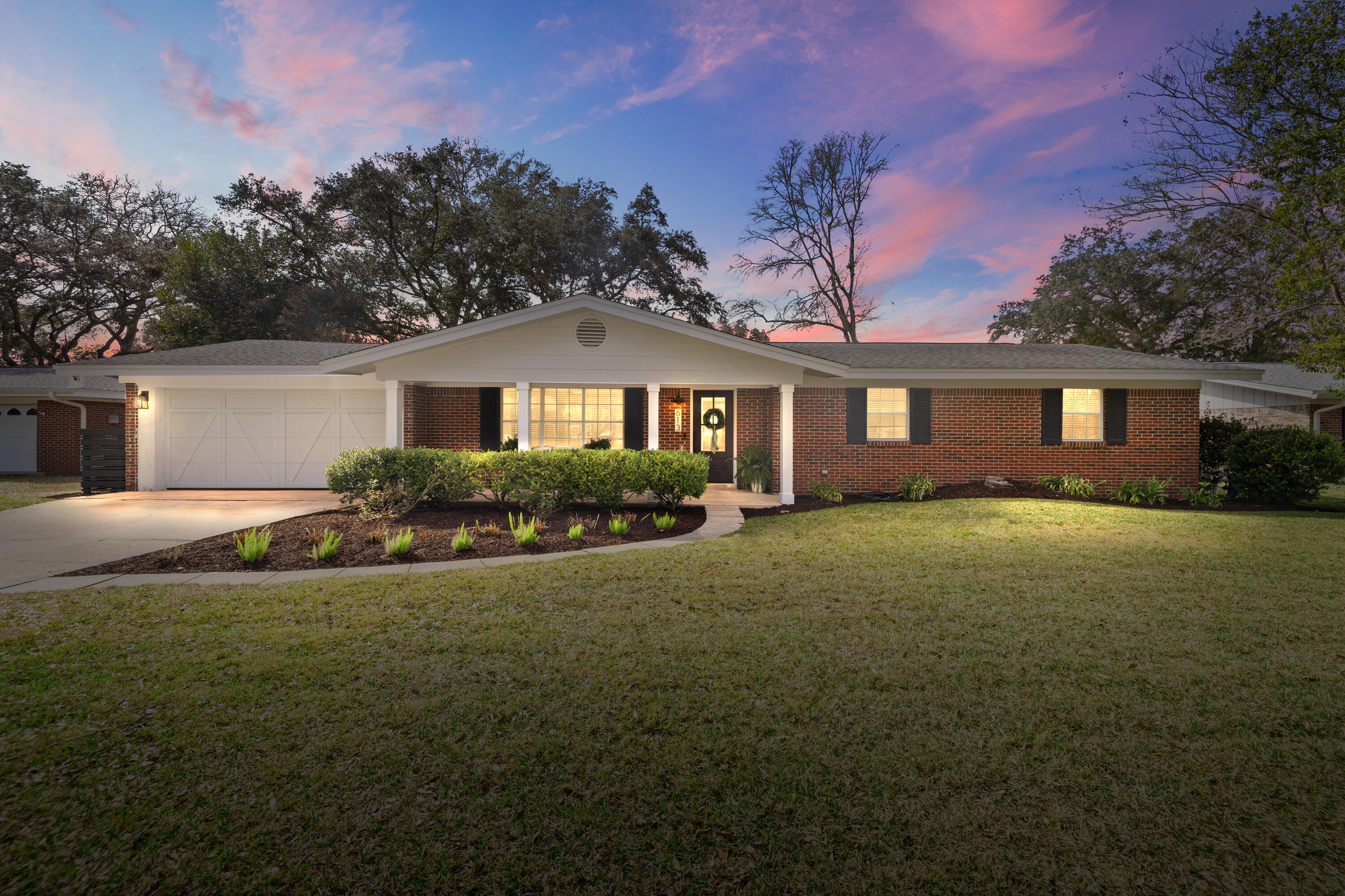 613 NE Merioneth Drive