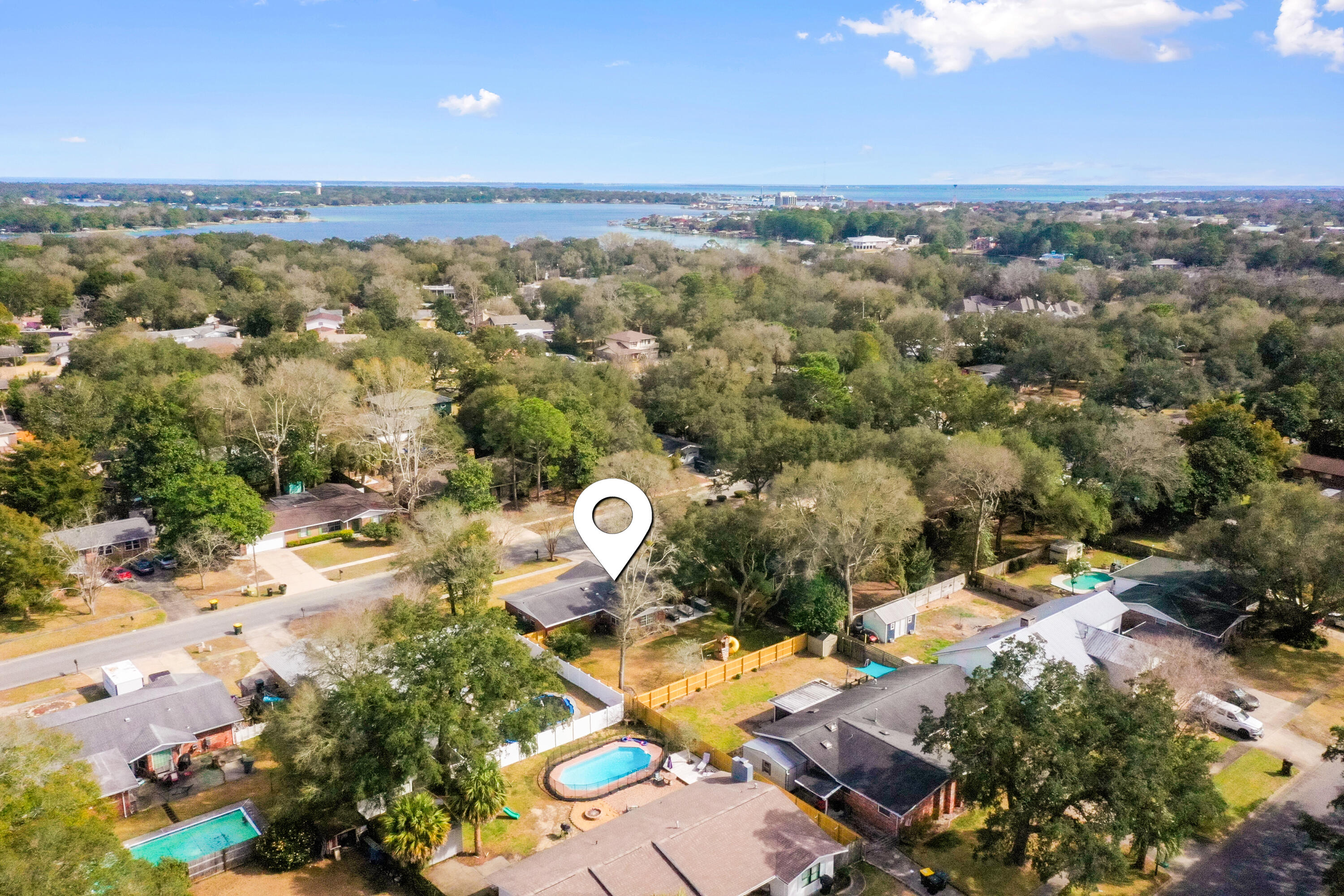 613 NE Merioneth Drive