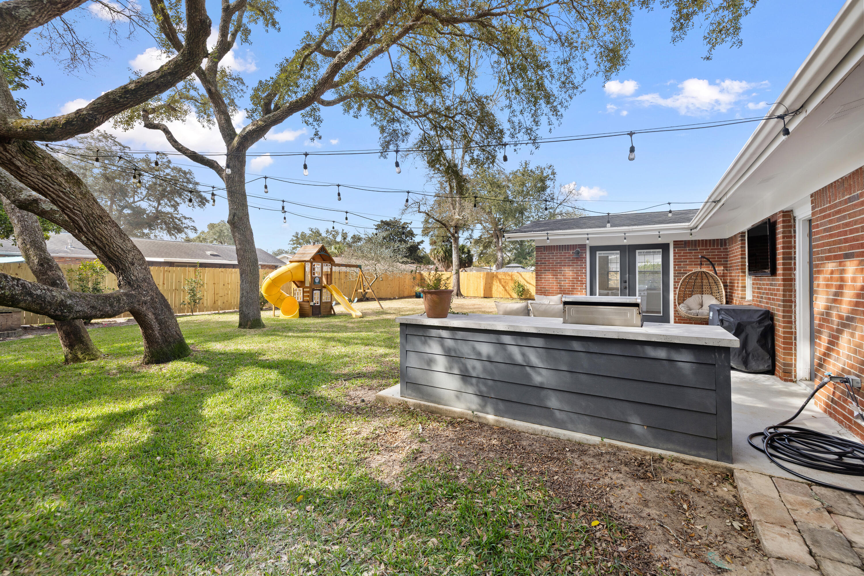 613 NE Merioneth Drive