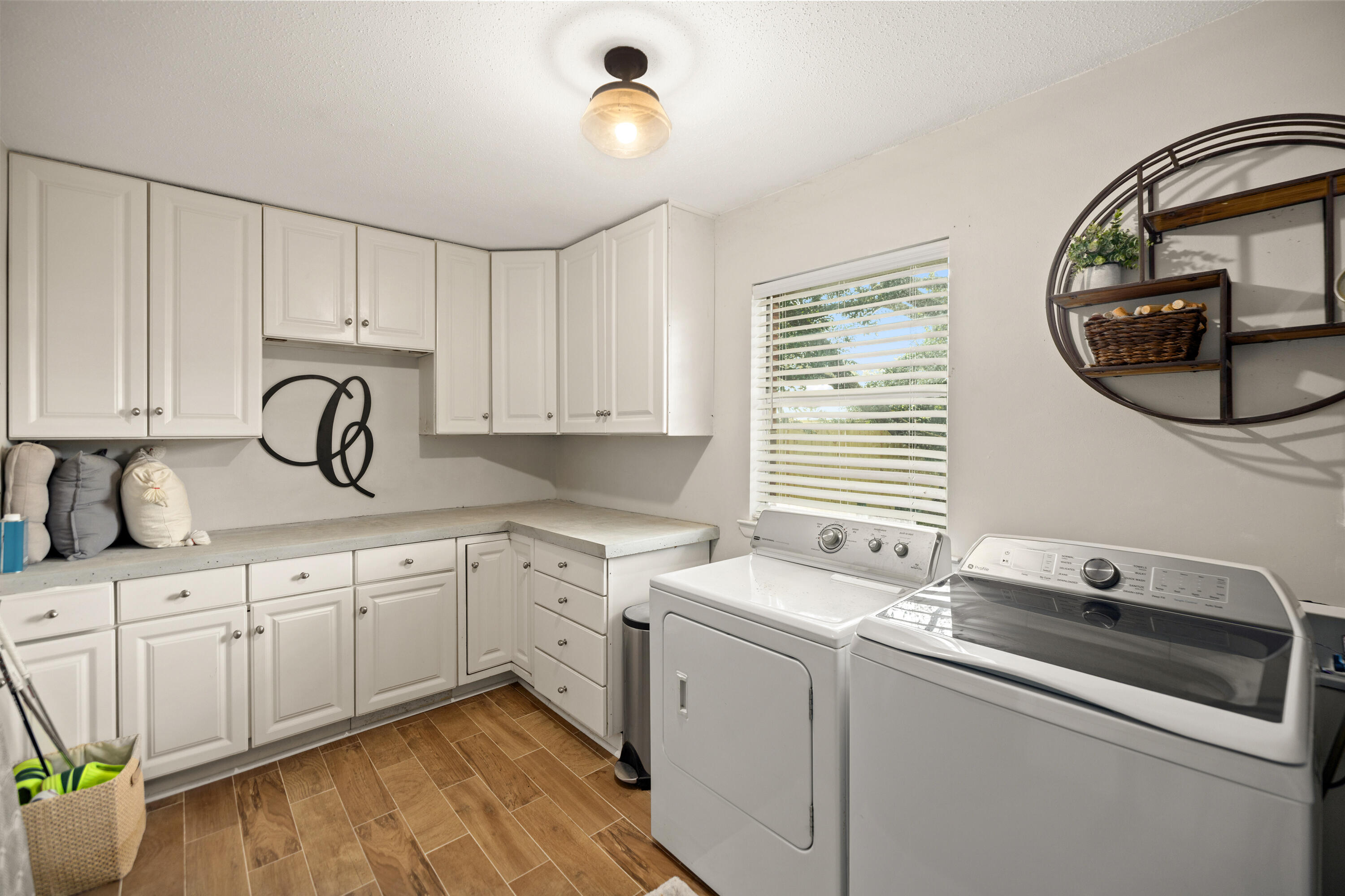 613 NE Merioneth Drive