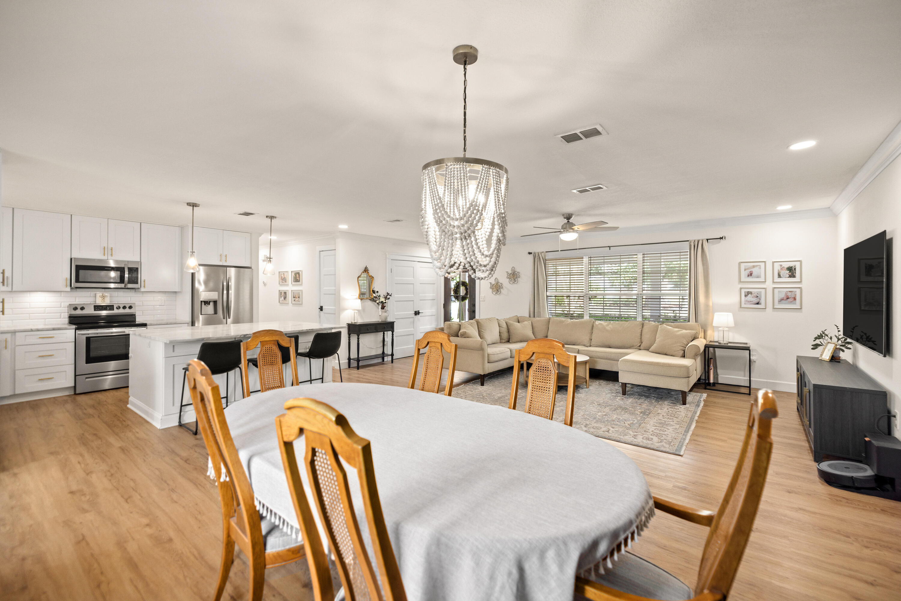 613 NE Merioneth Drive