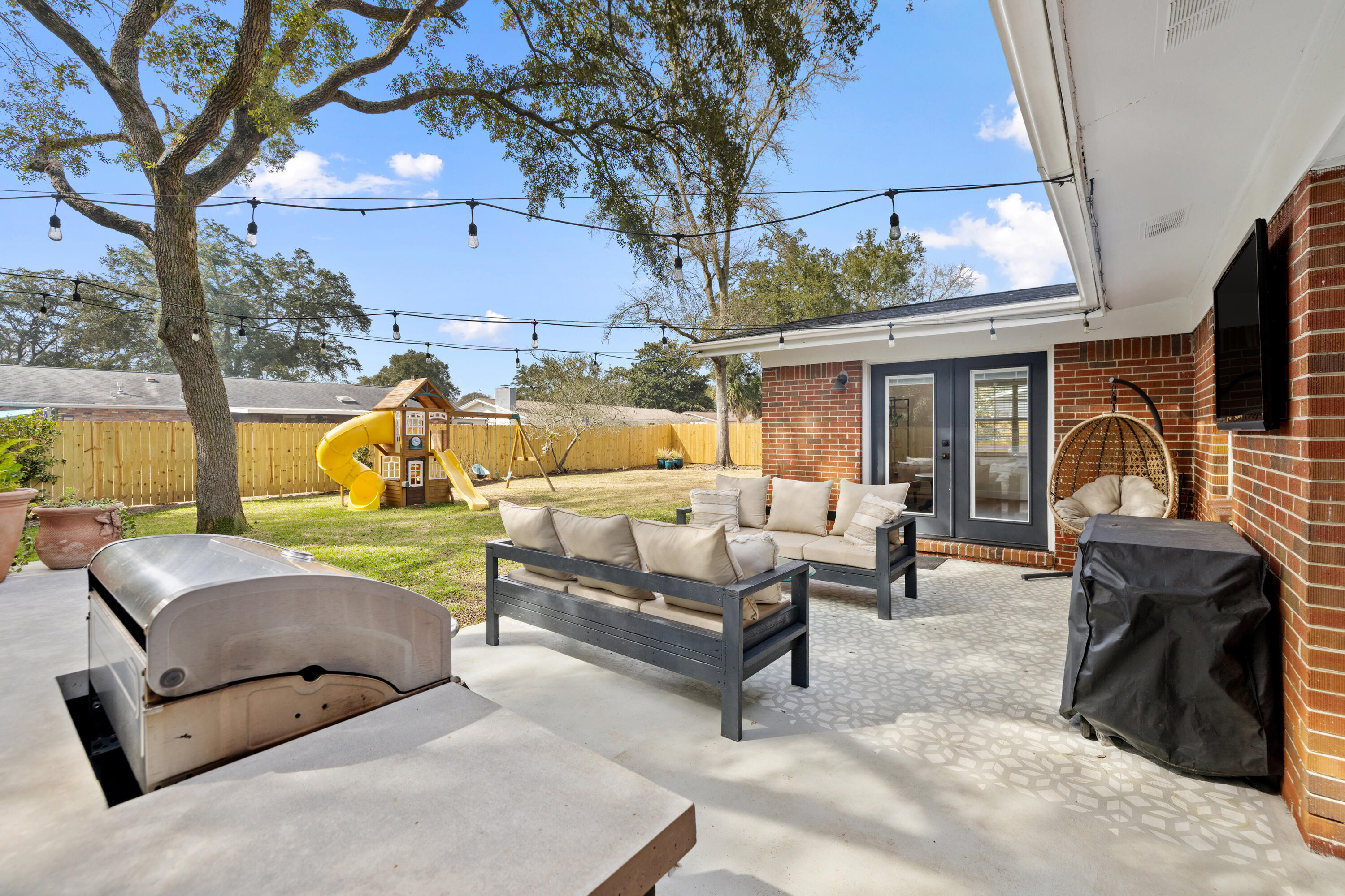 613 NE Merioneth Drive